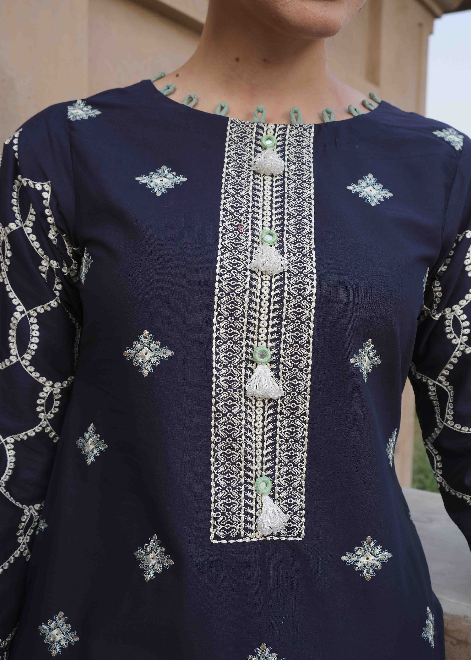 Nayaa's Sapphire Women 3pcs