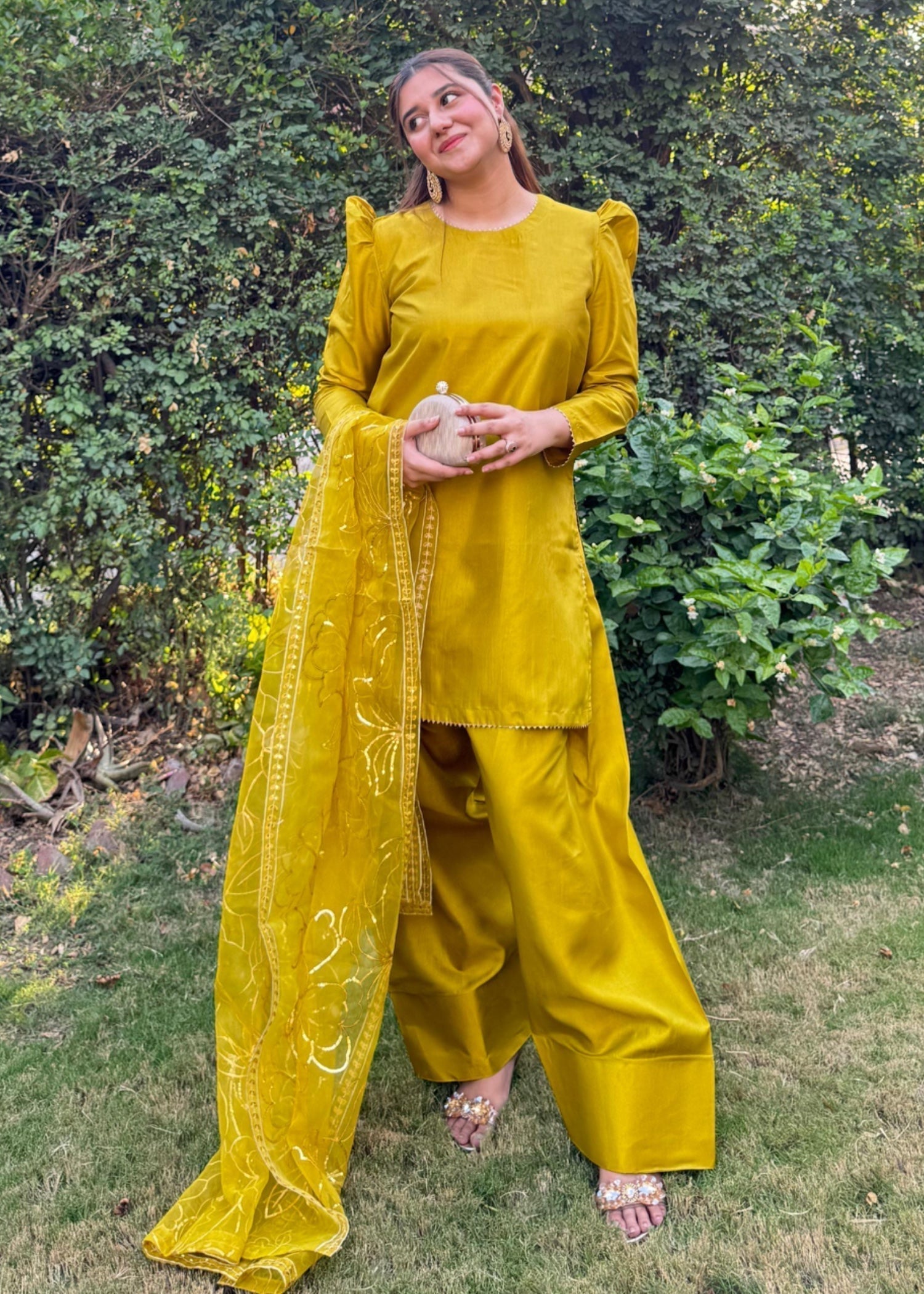 Laal Clothing NLC 062 Farshi Shalwar Women 3pcs