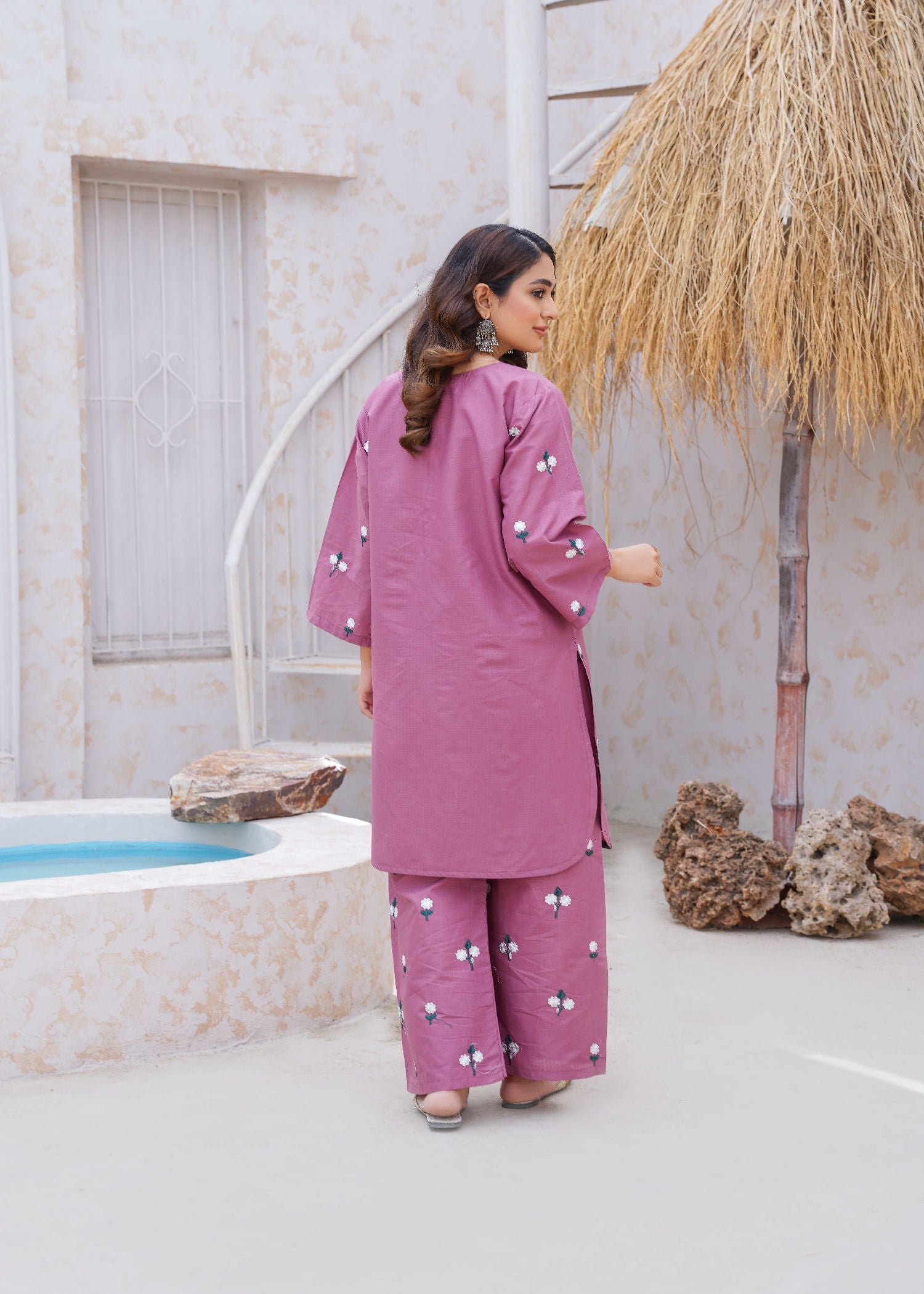 Rang Riwaj Tahzeeb stitched Women 2pcs