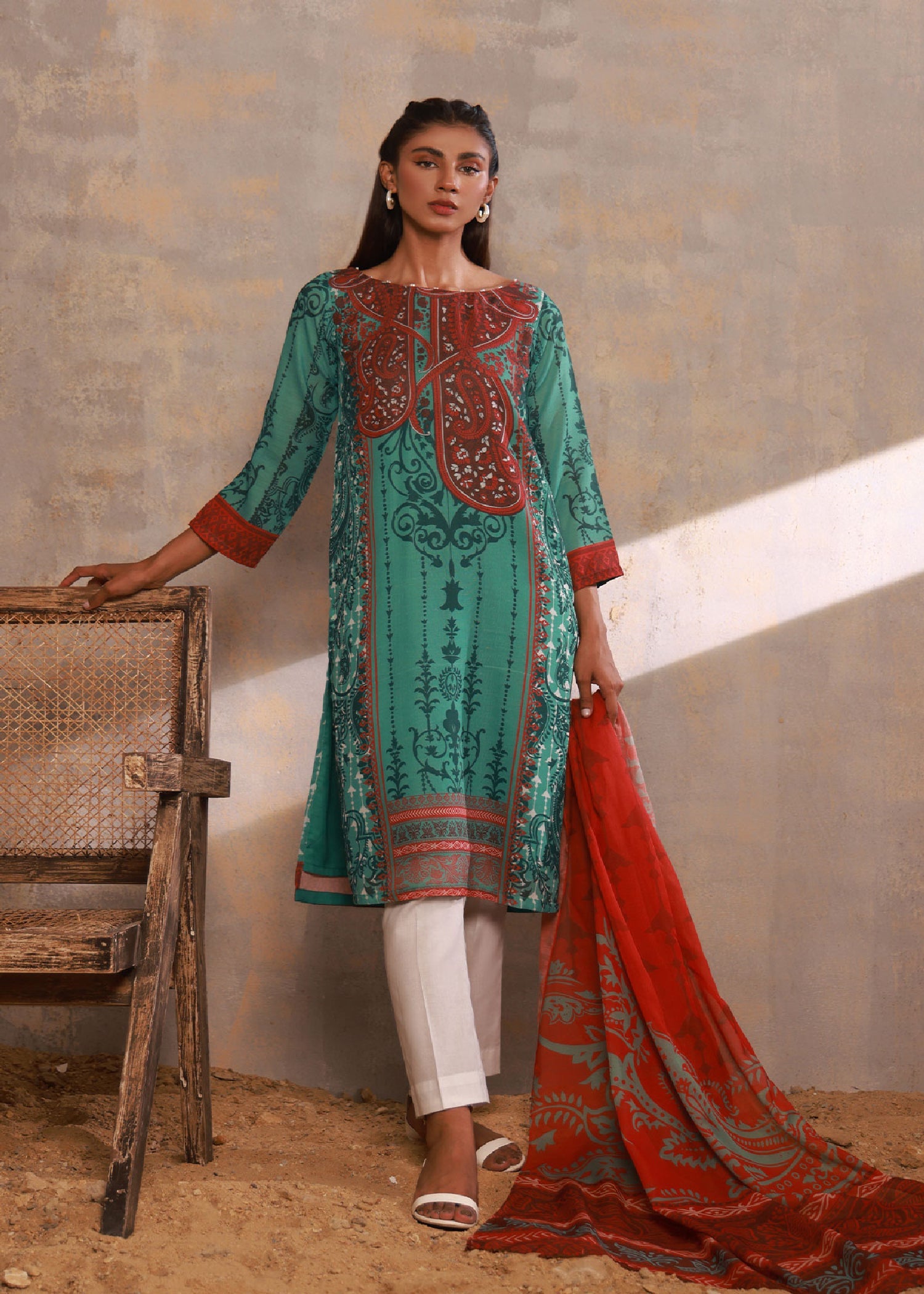 Kurta Corner Serie Women 3pcs