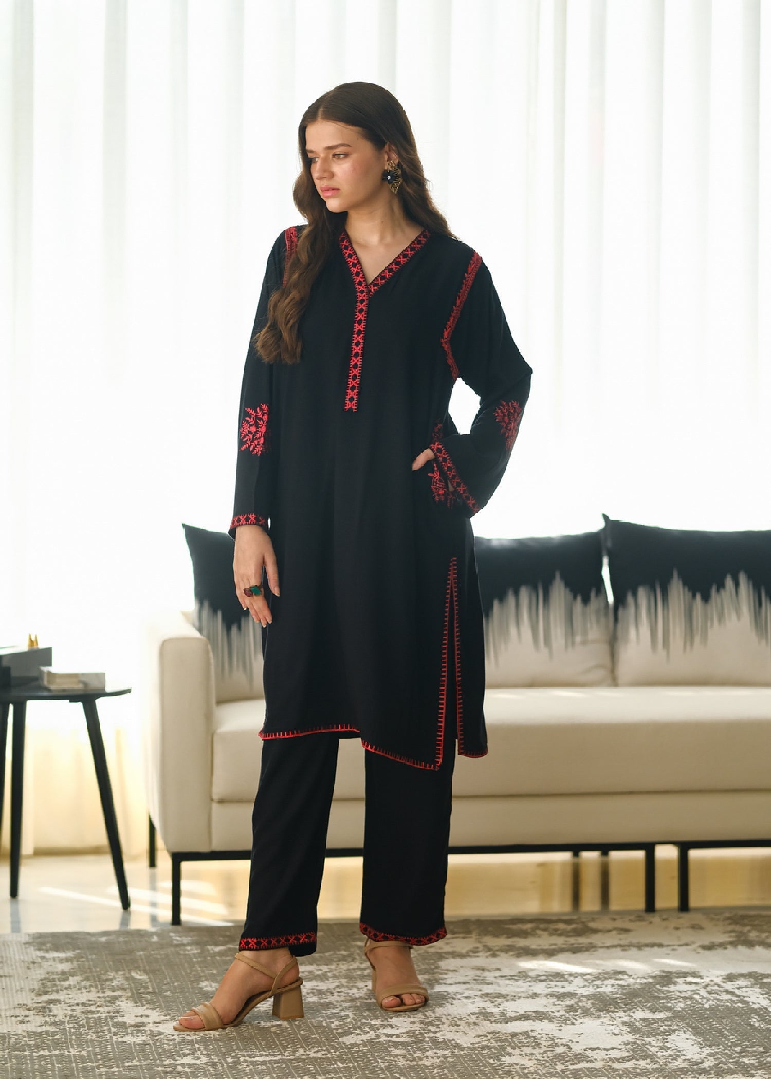 Sprinkles Scarlet Elegance Embroidered Women 2pcs