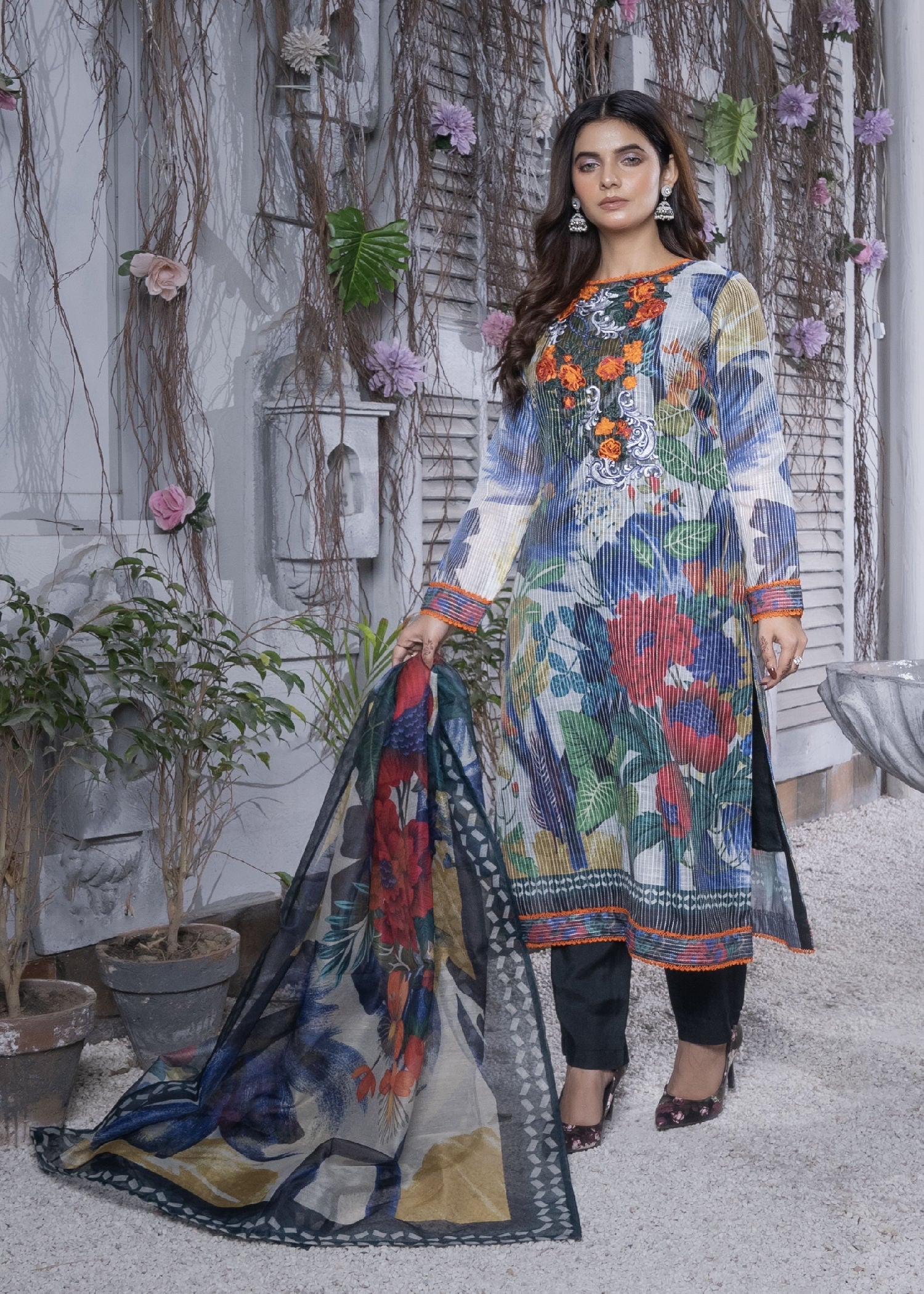 Tamanna E Libas FROSTY ELEGANCE Women 3pcs