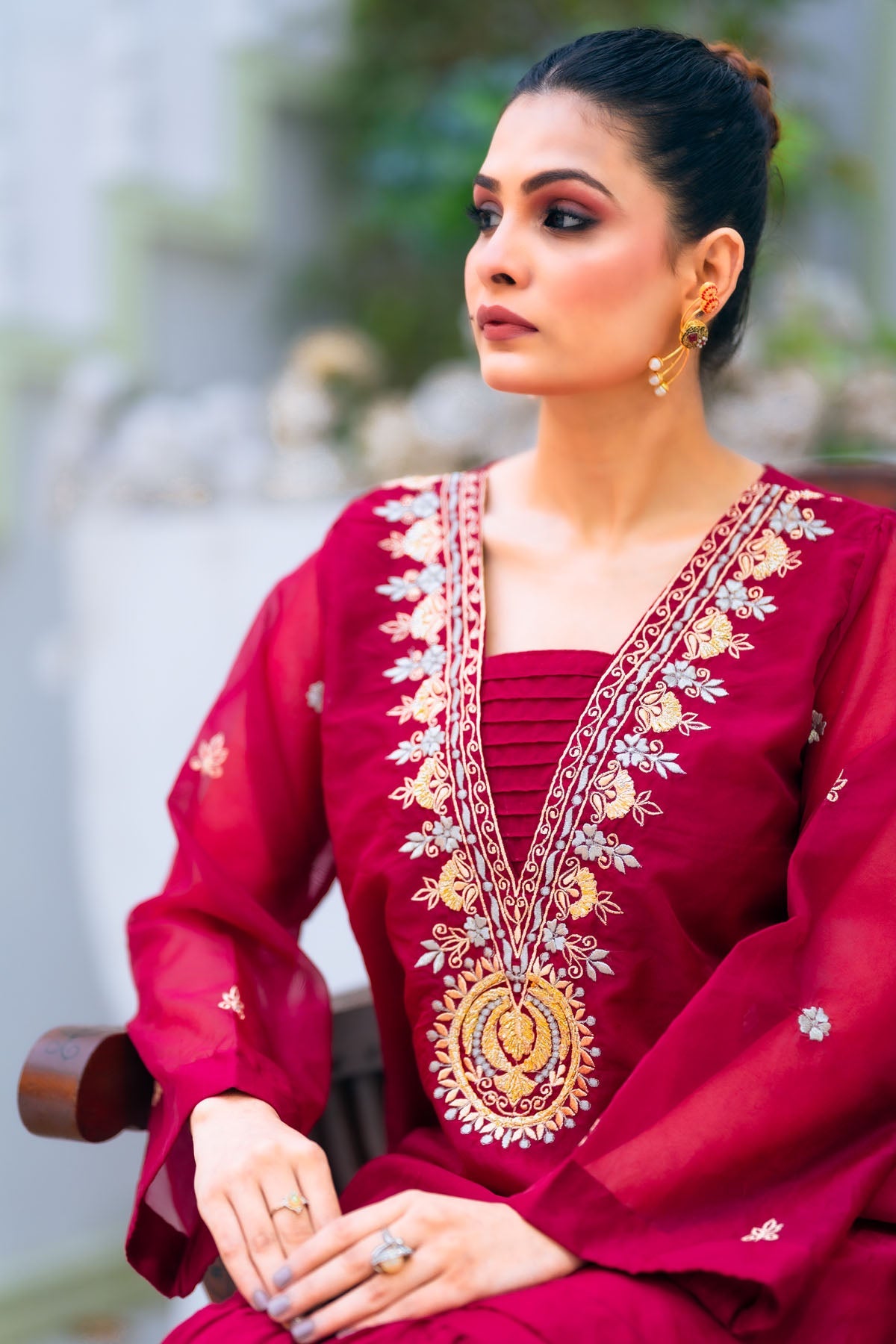 Pirzada Shaheryar Khan Scarlet Women 4pcs