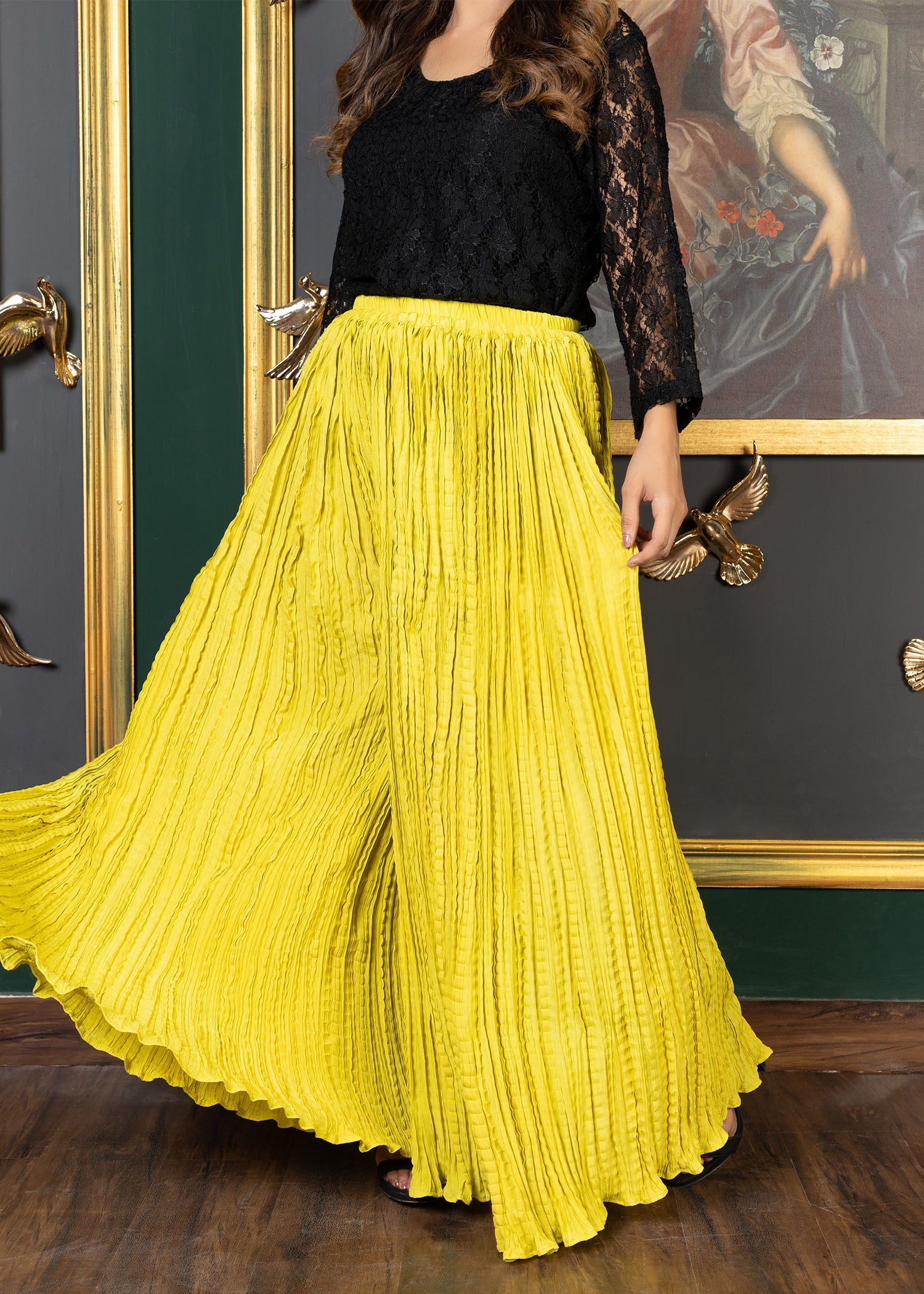 Zarsah Leher Pants Yellow Women 1pcs