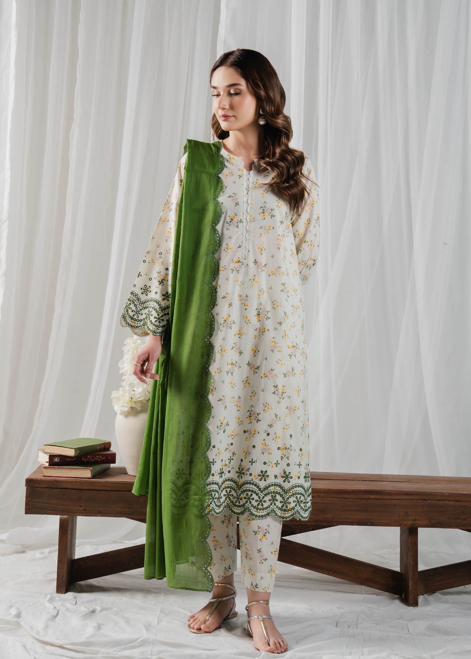 Buzzazi Ivory Yellow Printed Suit Women 3pcs