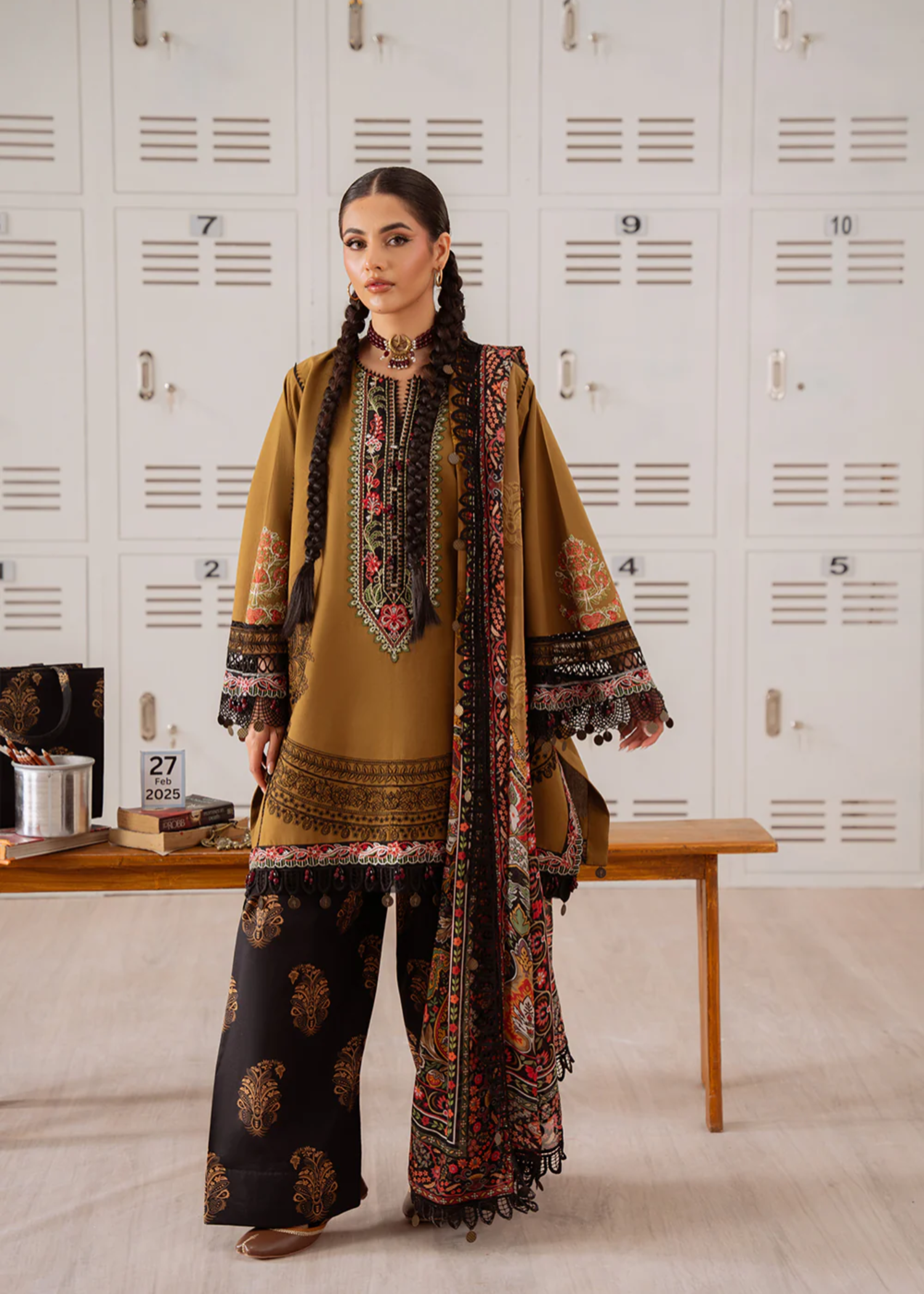 Saira Rizwan SR NAZLI A 25 06 Women 3pcs