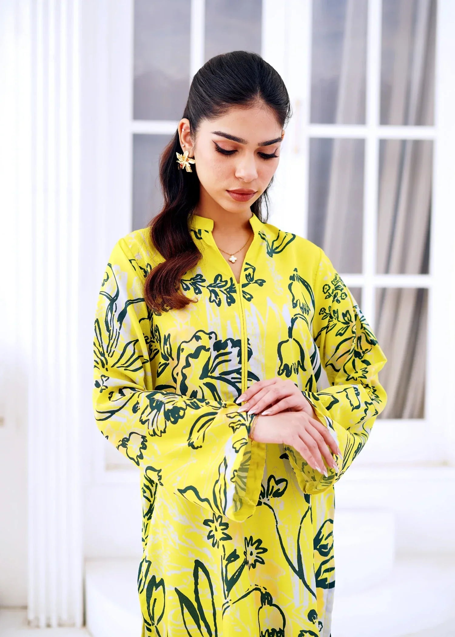 Nairah Daffodil Women 2pcs