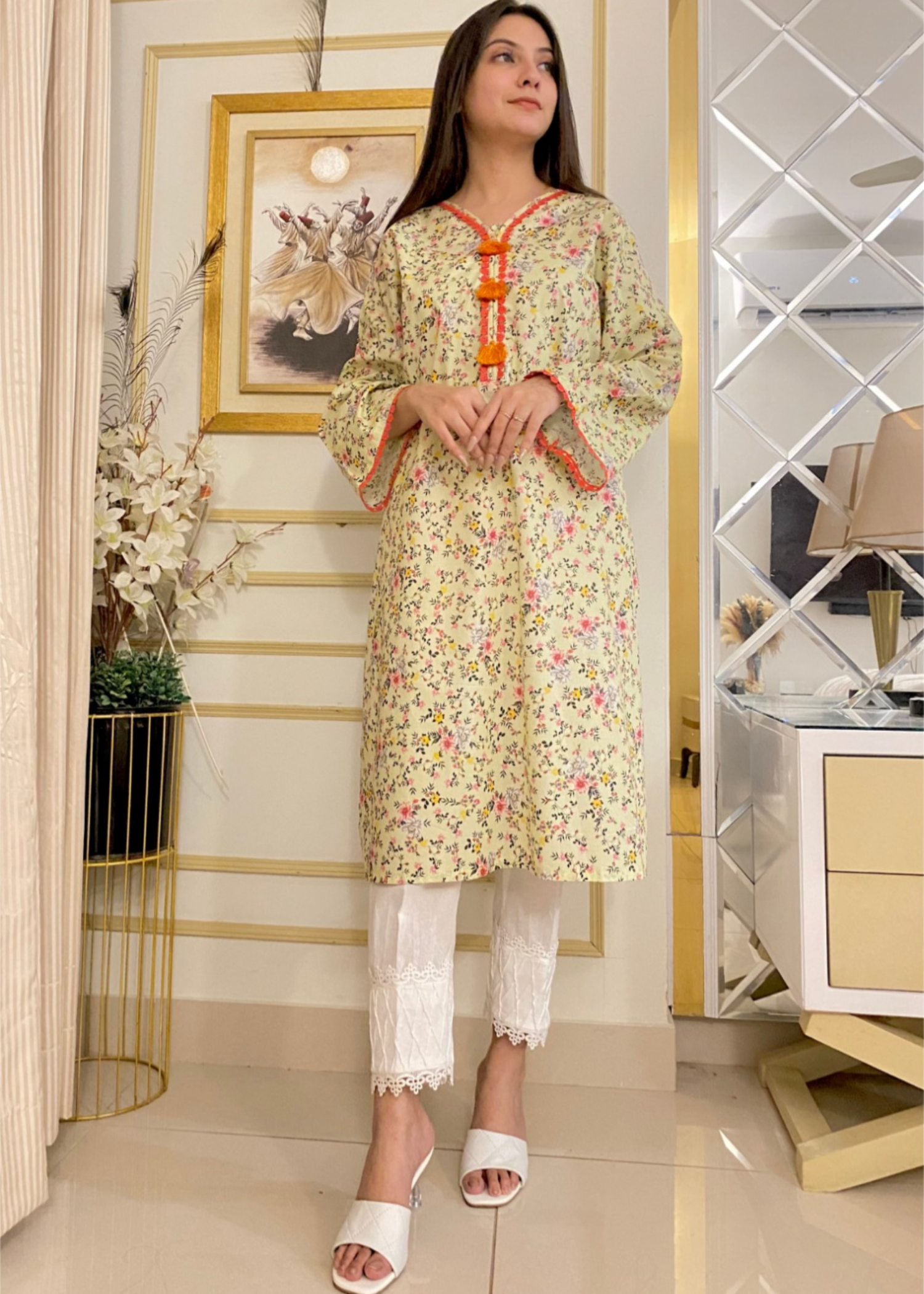 Urban Cut Sleek & Unique Design Cotton Printed Kurta Women 1pcs