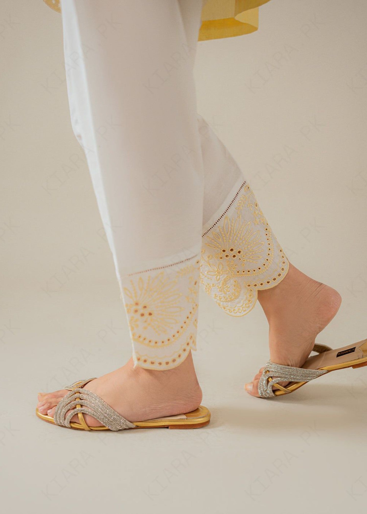 Kiara MELLOW Embroidered Set Women 2pcs