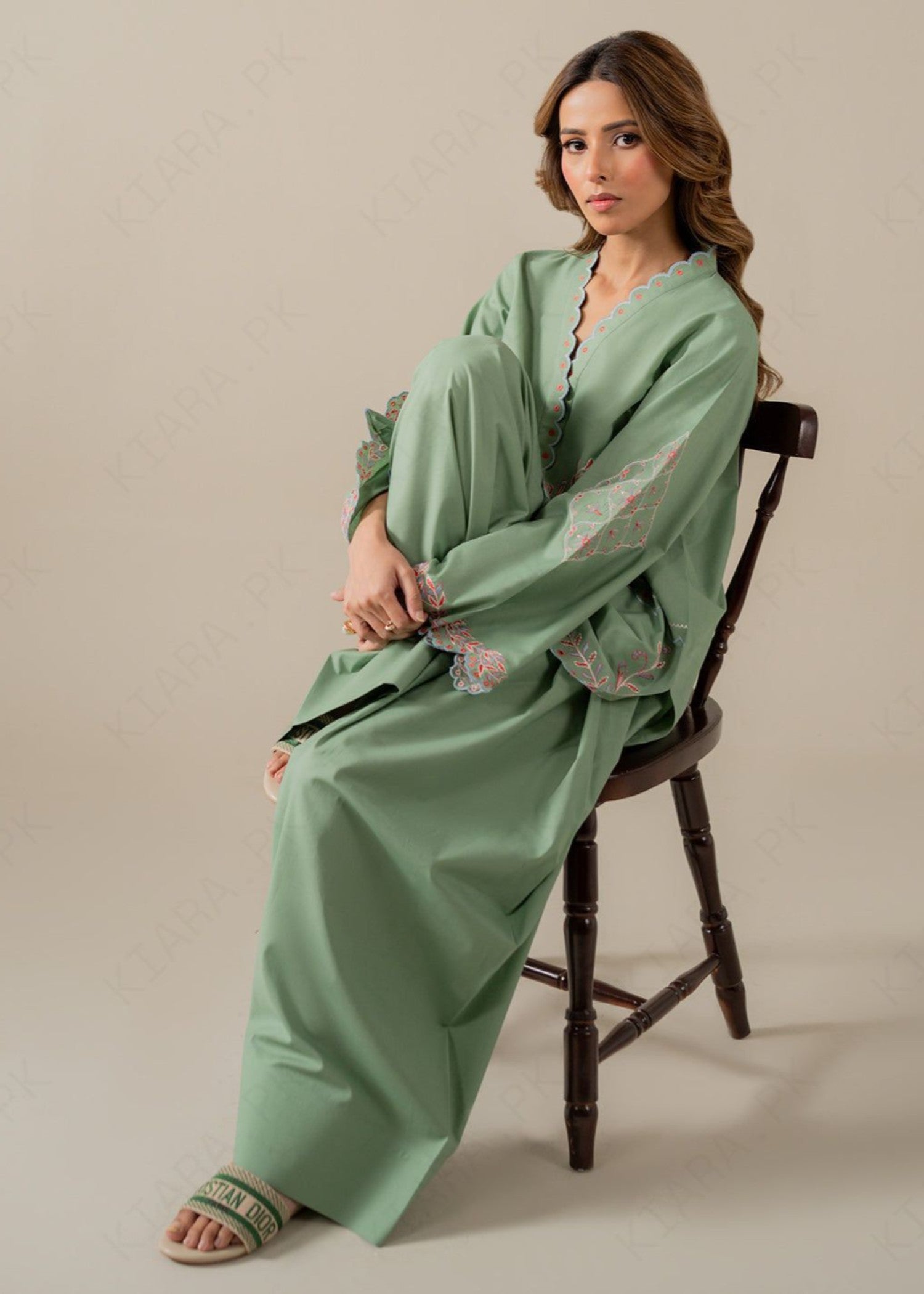 Kiara MOSS Embroidered Set Women 2pcs