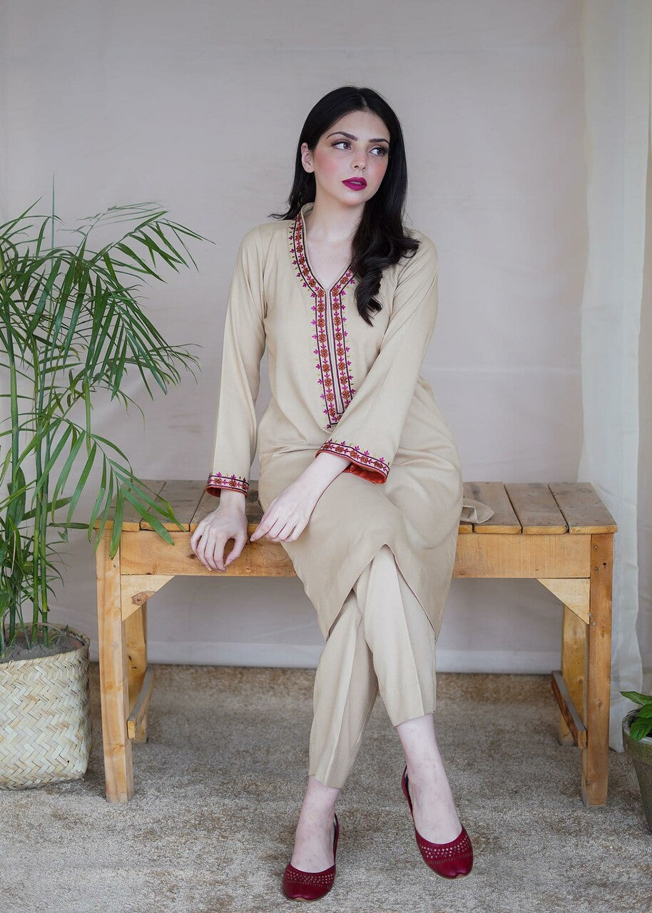 Aisling By Nirmal Buttermilk Women 2pcs