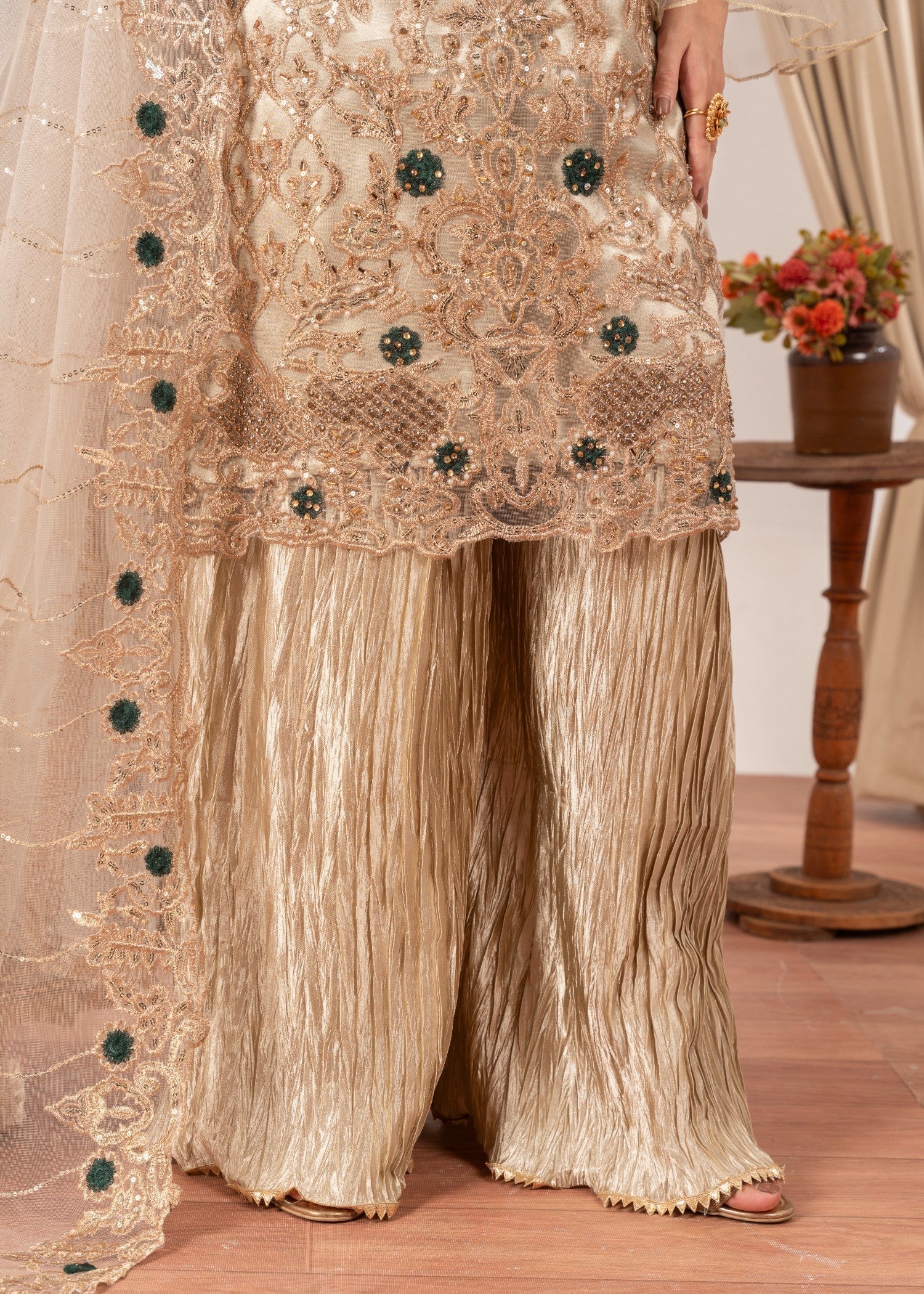 Four Season Boutique MALHAAR CRUSH GOLD Women 3pcs