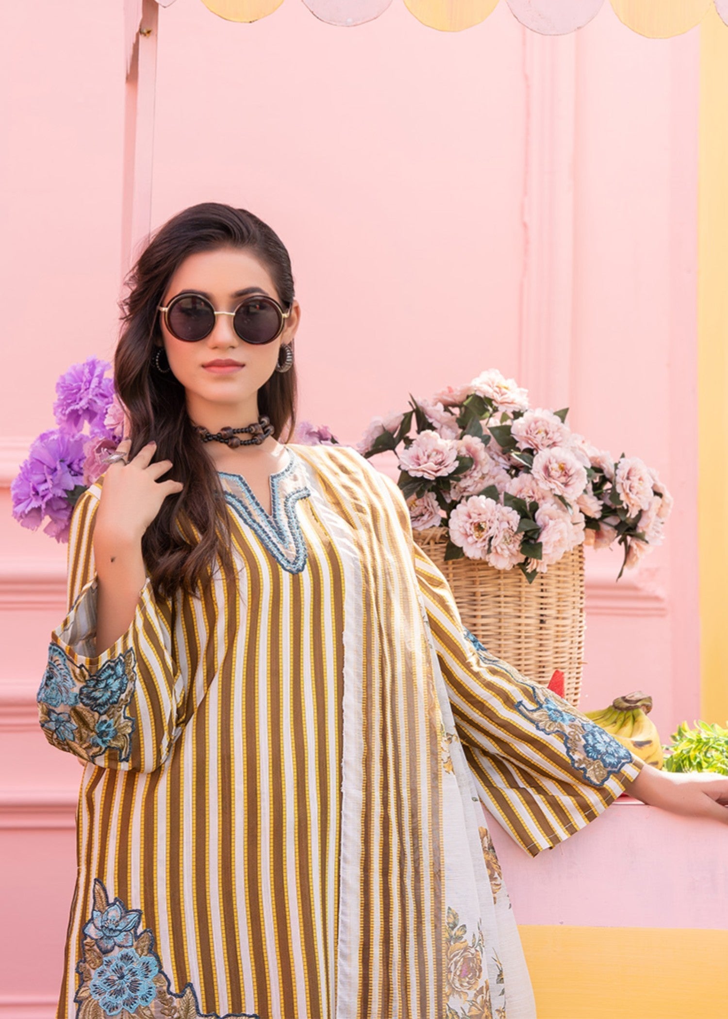 Araish GUL E NAIN STITCHED SUIT Women 3pcs