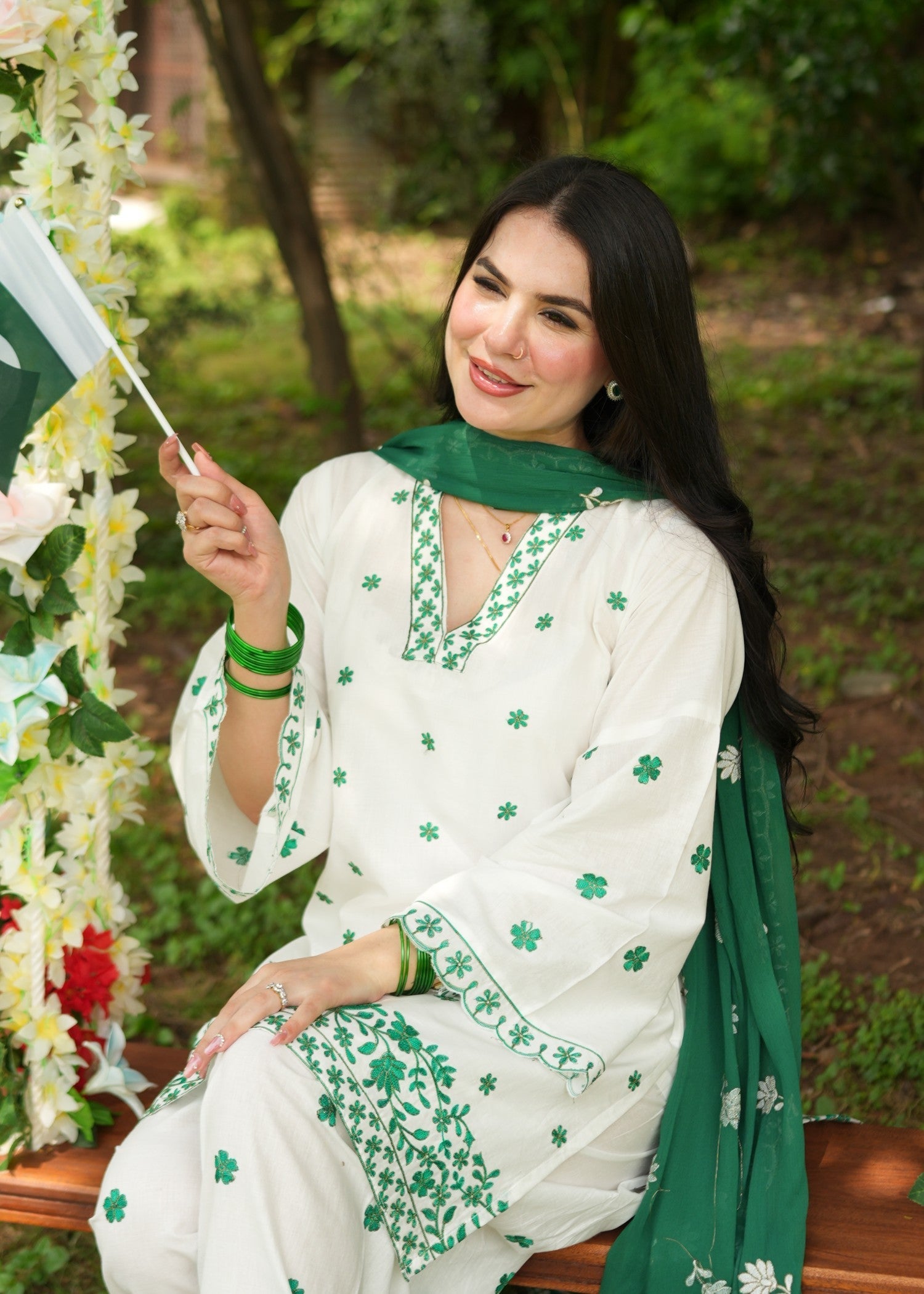 Rungrez Farshi Shalwar Pakistani Ethnic Lawn outfit Women 3pcs