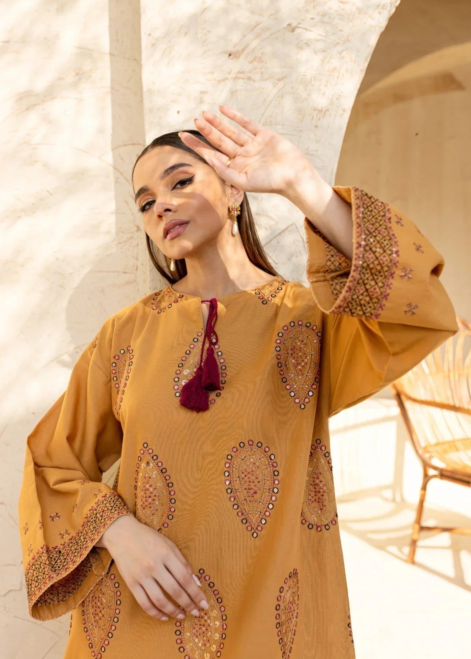 Zeephire BINDI EMB Women 2pcs