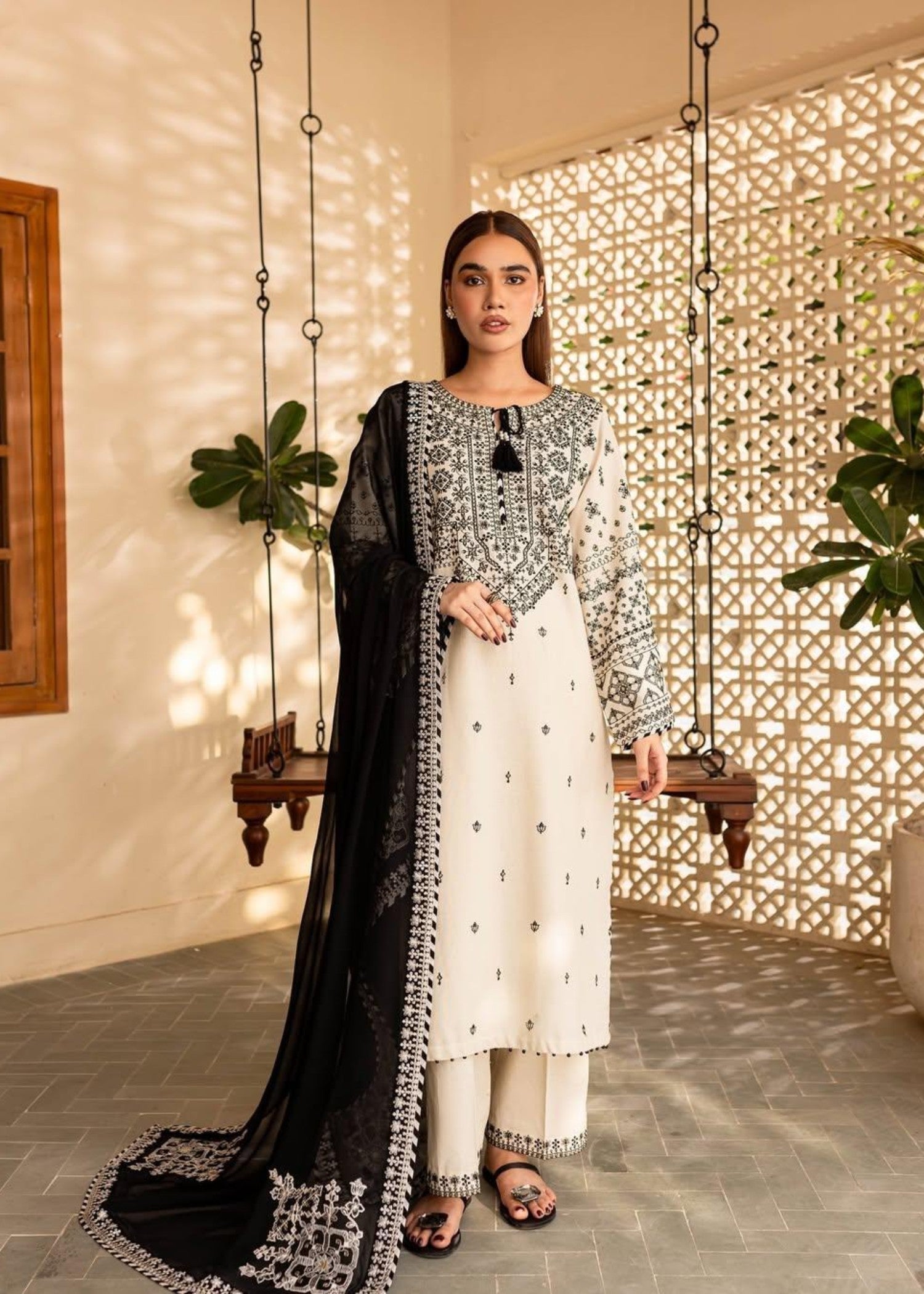 Libas Thread Arooj EMB Women 3pcs