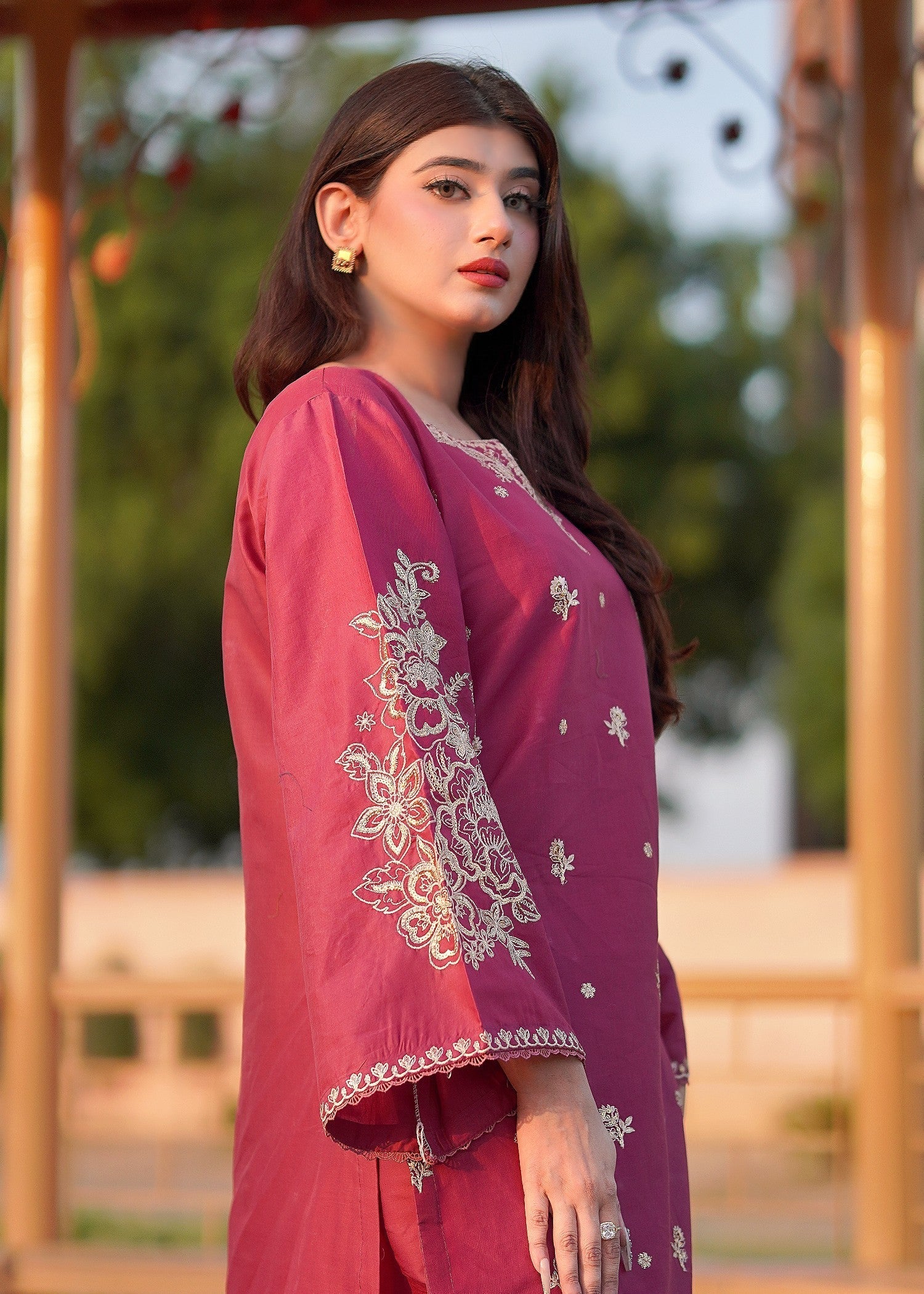 Chaudhary Arts Urwa Embroidered Women 2pcs