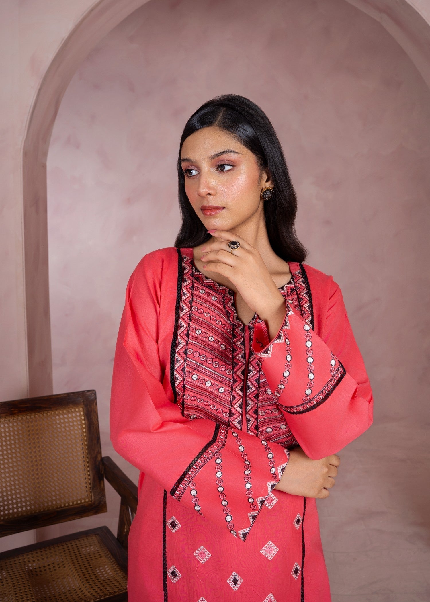 Parveen By Dee Arts ENCHANTED MEADOW Women 2pcs