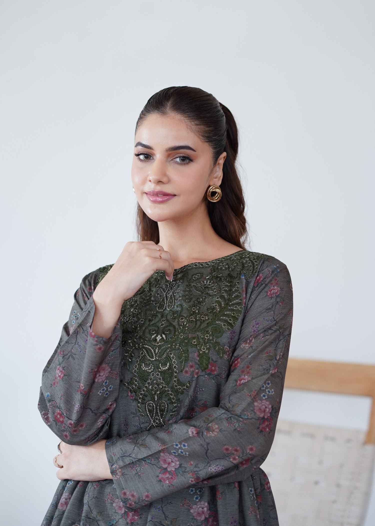 Mohagni GM 09 STITCHED Women 2pcs