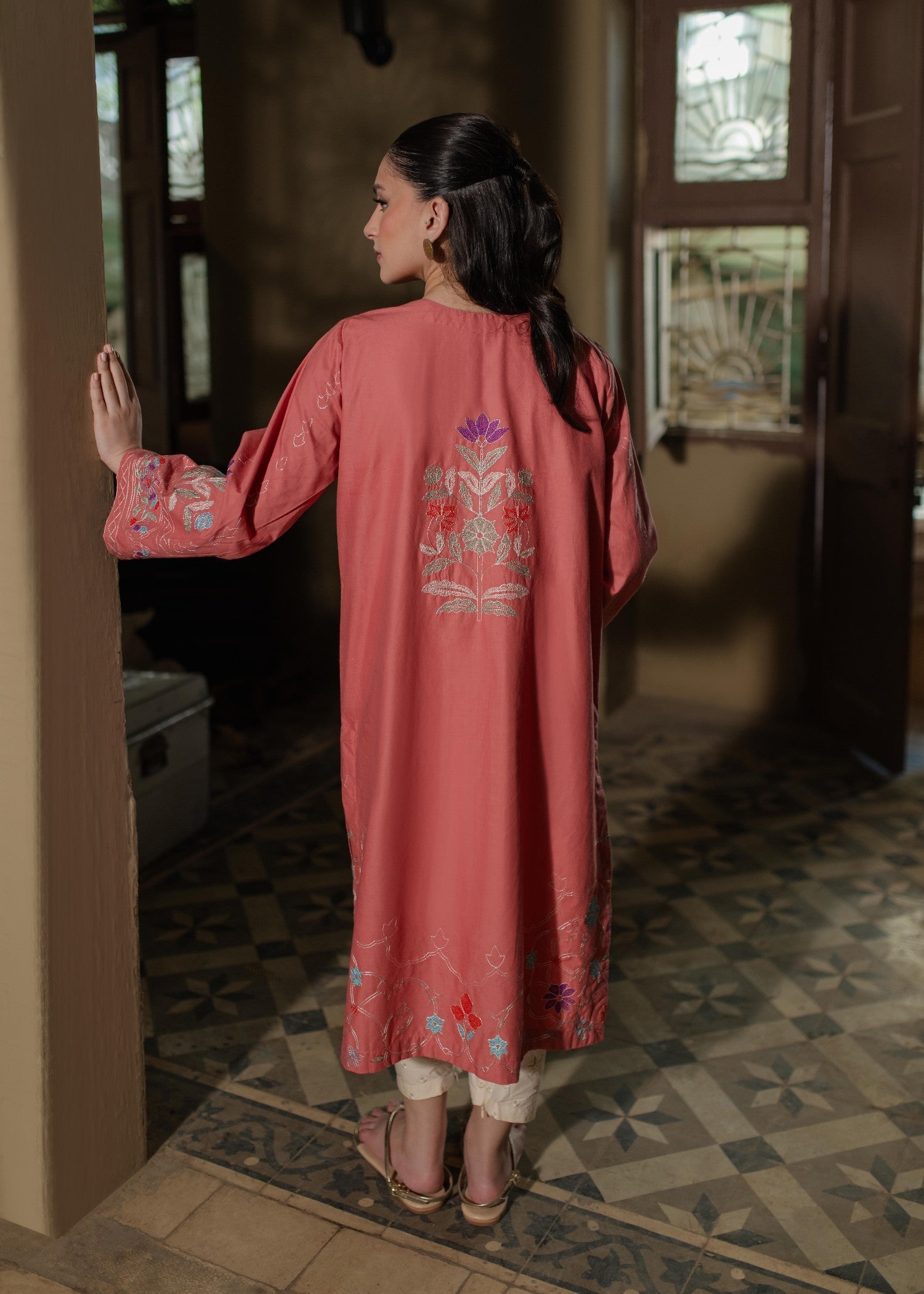 Azulie Pink Embroidered Kurta by Women 1pcs