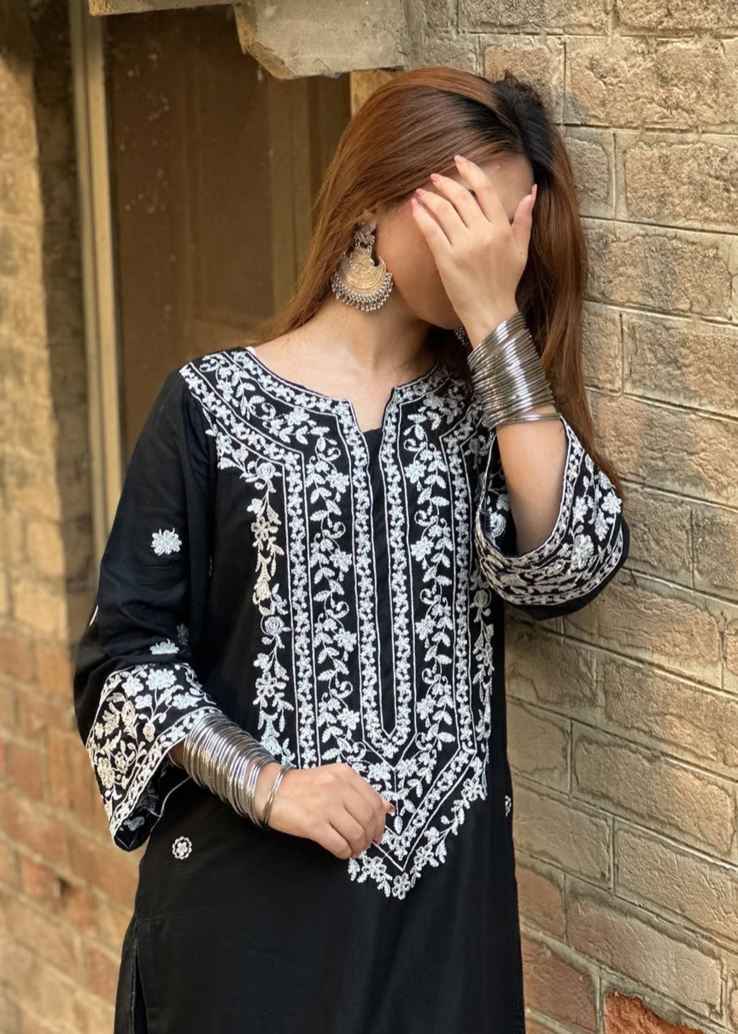 Kala Jora Zarnish Women 2pcs