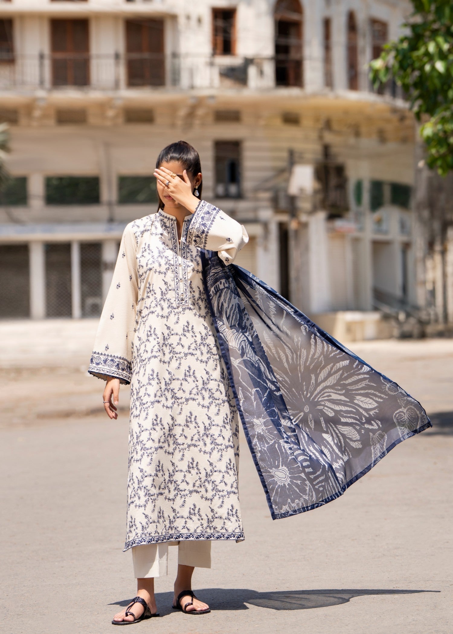 Casual Lite Cotton Emb Suit Beige 2 Women 3pcs