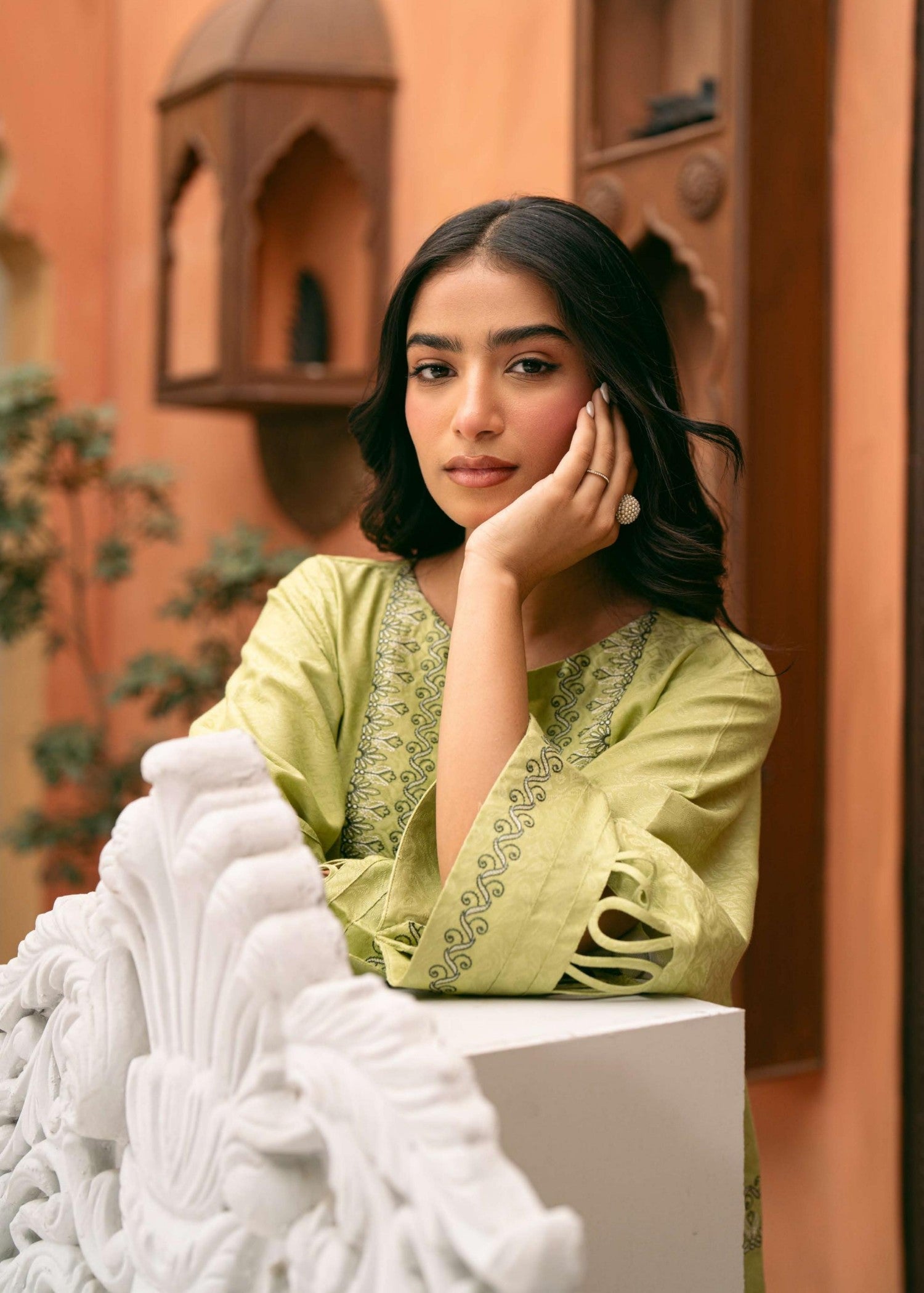 Musaif Abrooh Stitched () Women 3pcs