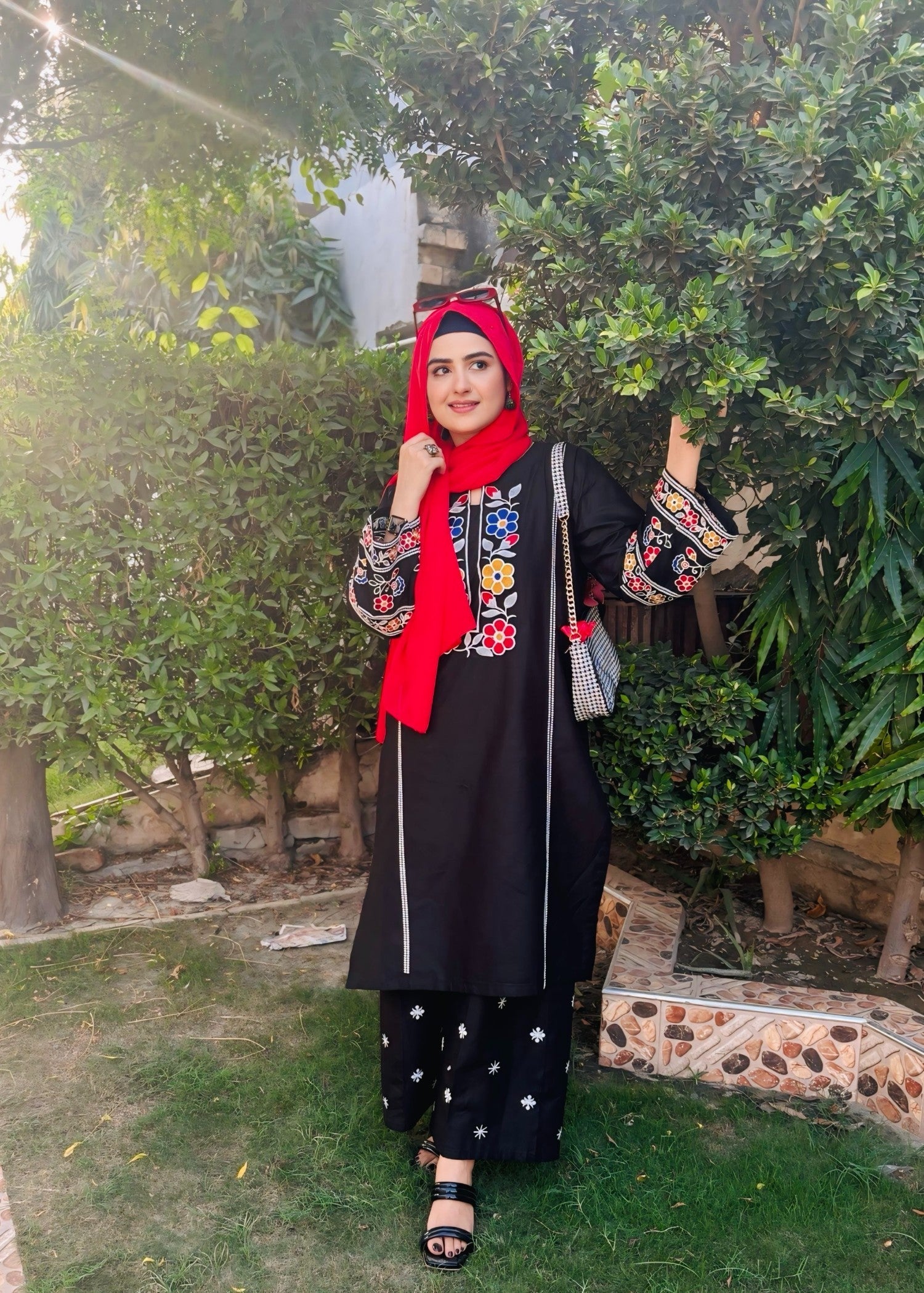 Shehroz Fashion ZARA LAWN EMBROIDERY SUIT FOR WOMEN AND YOUNG GIRLS Women 2pcs