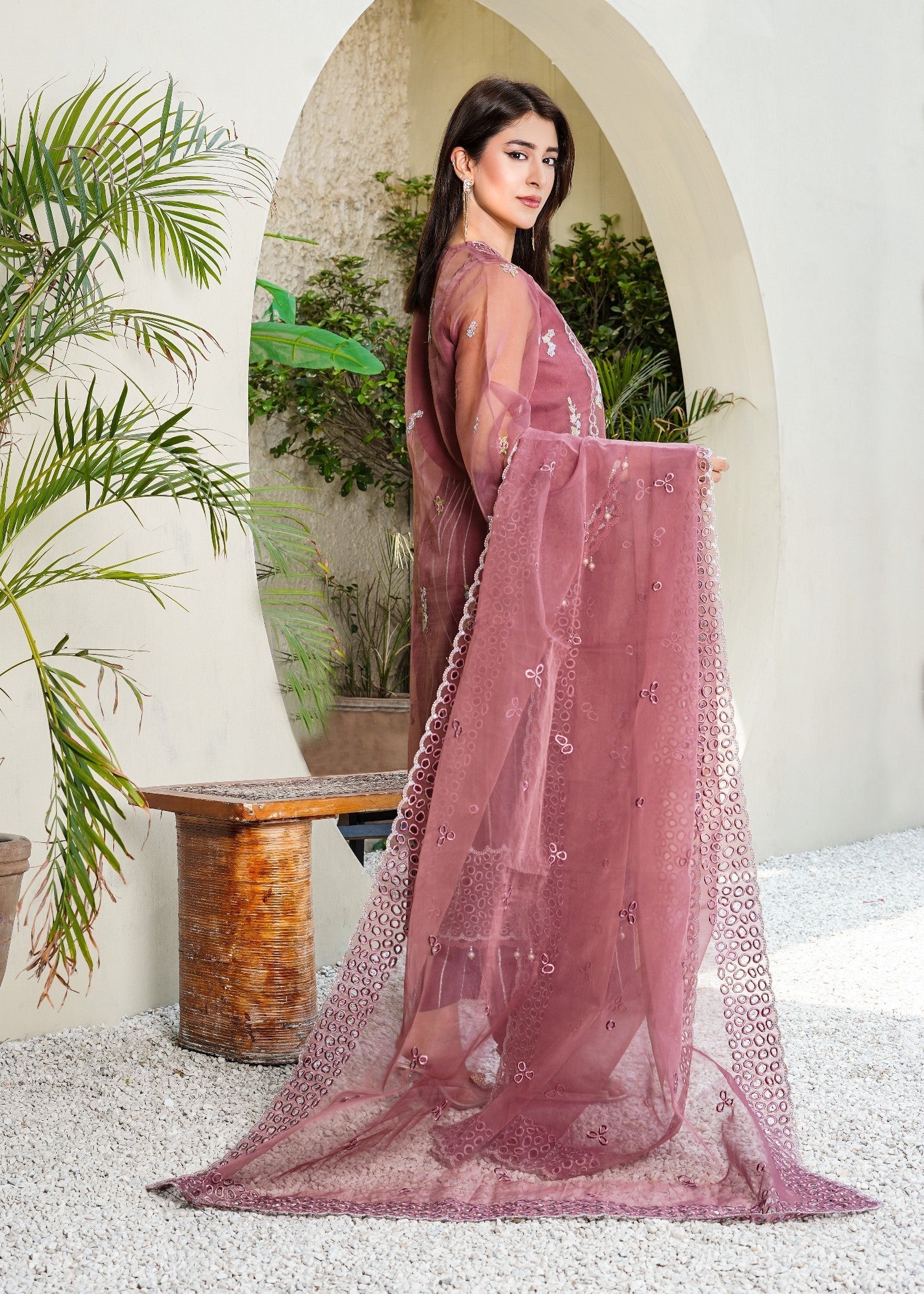 Surmai MAYA Embroidered Women 4pcs