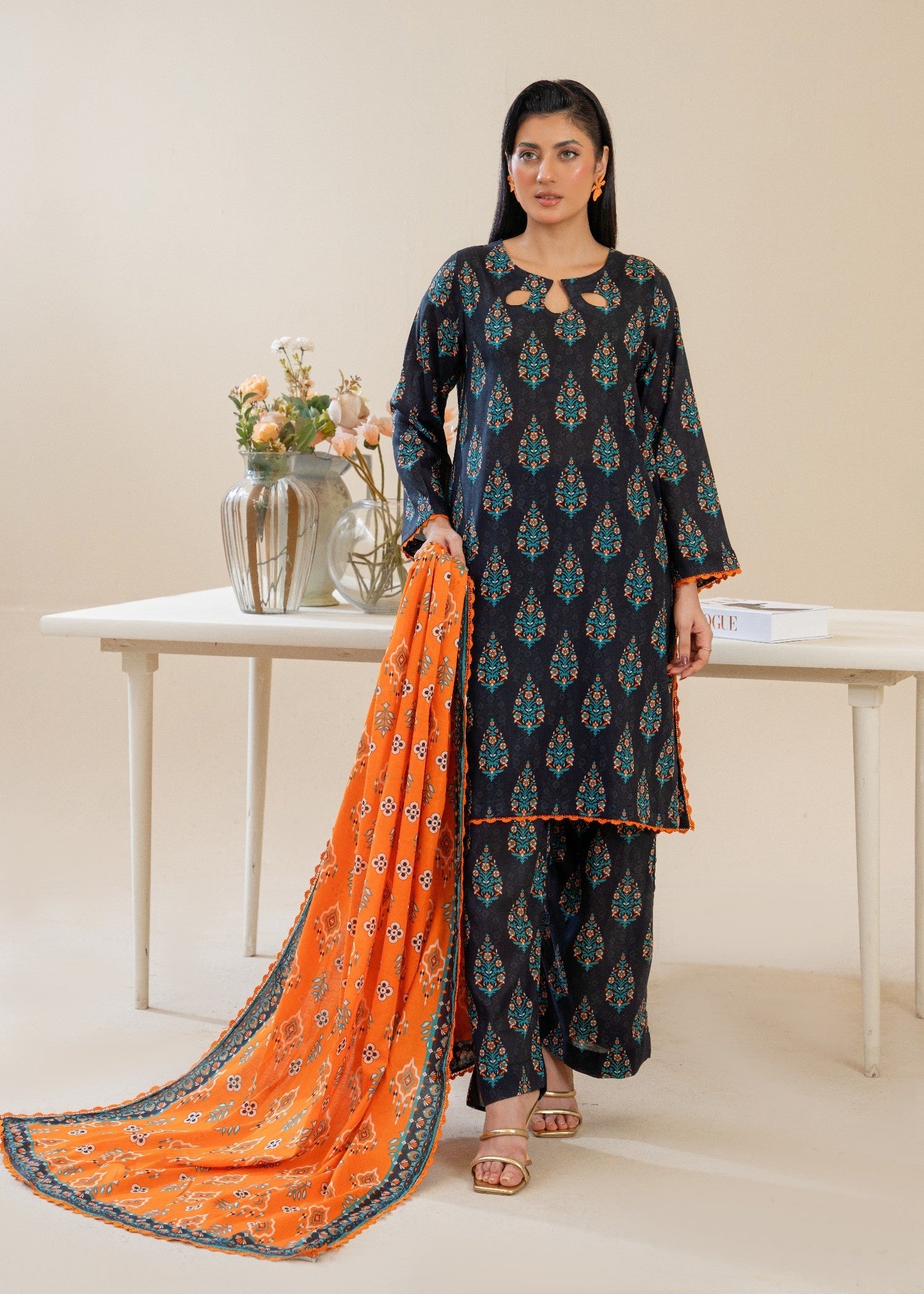 Zeenat & Zoha Sitara Women 3pcs