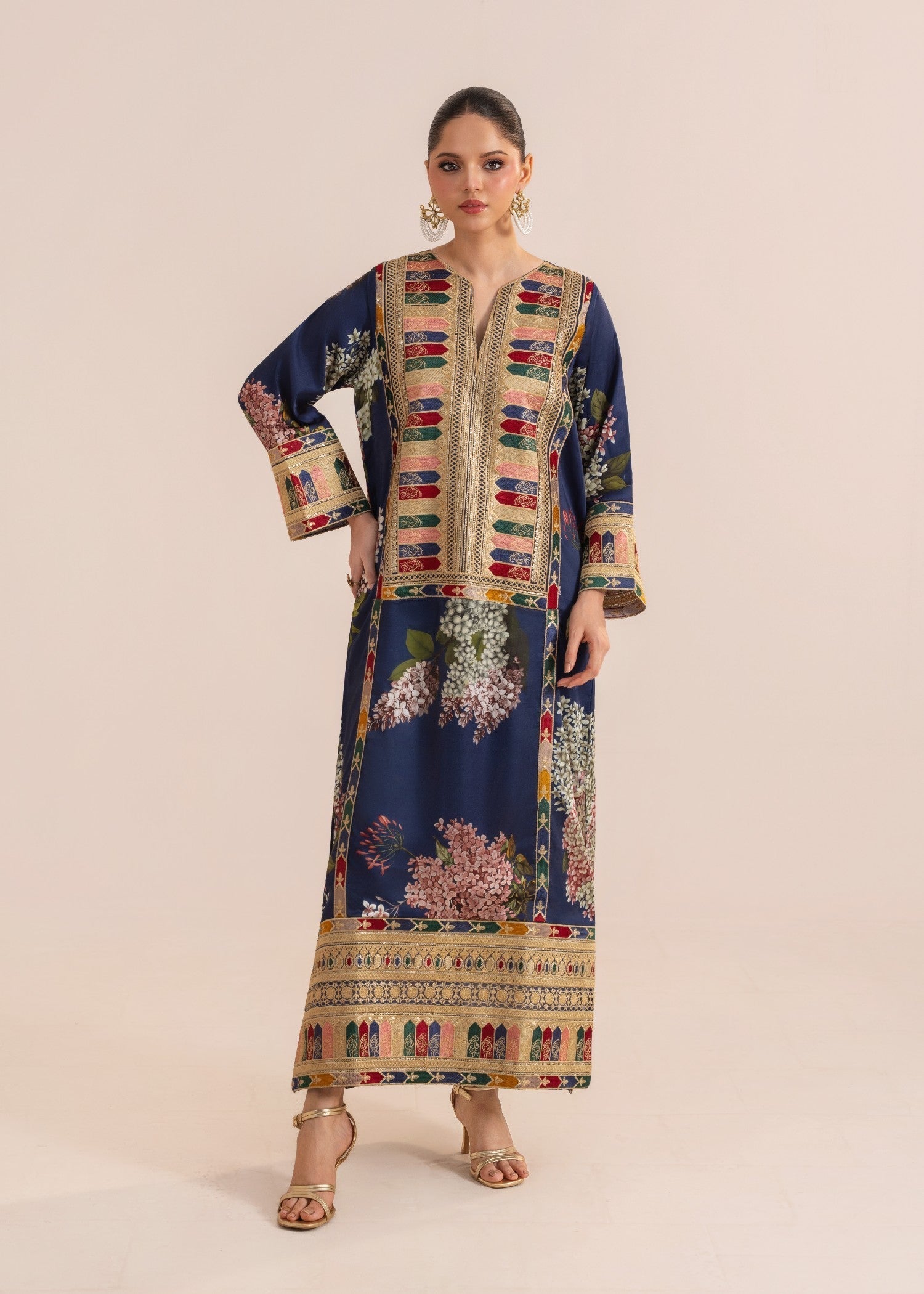 Rajdulari Kareena Silk Kaftan Women 1pcs