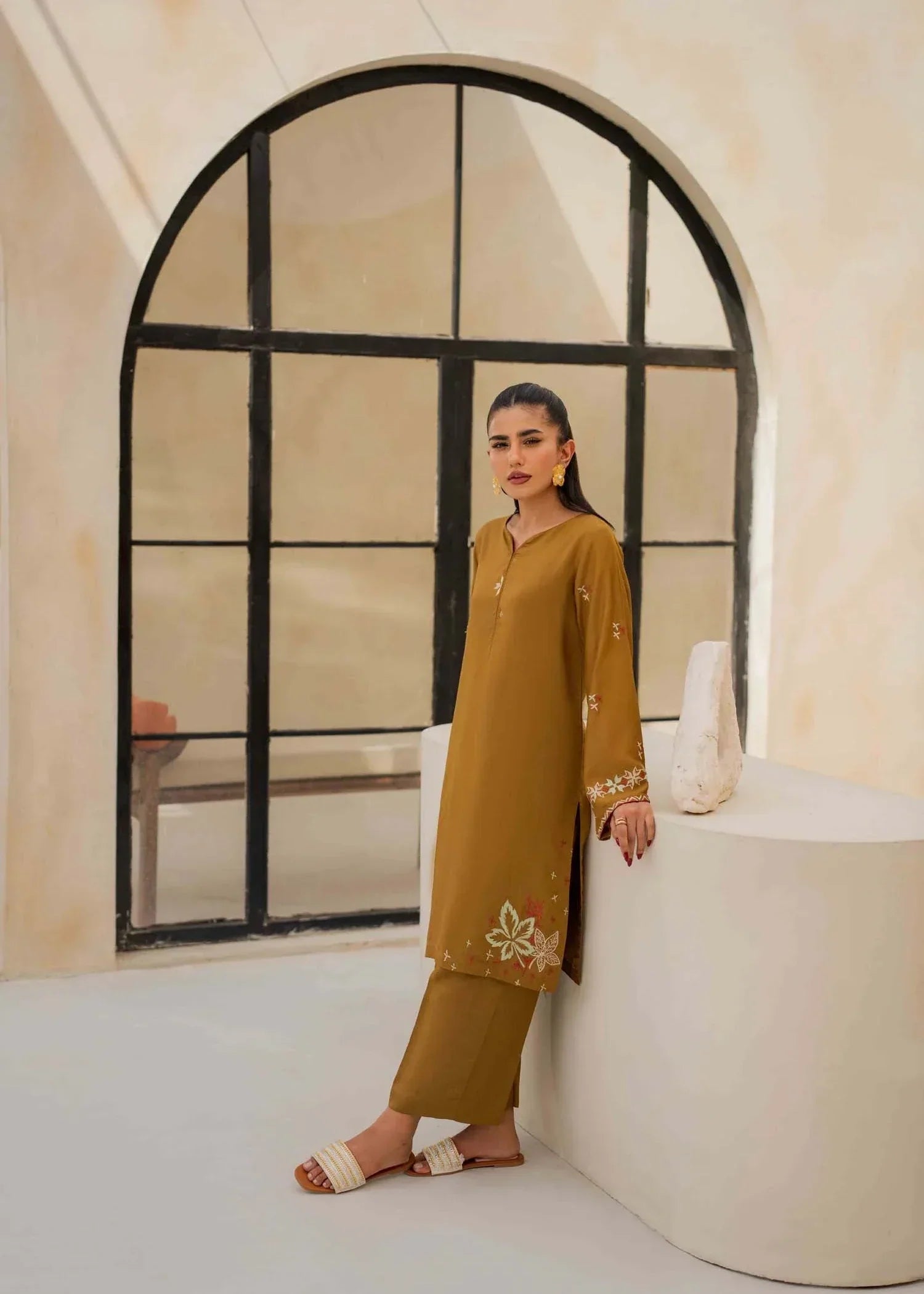 Ayesha Asif CINNAMON FLORA SUIT Women 2pcs