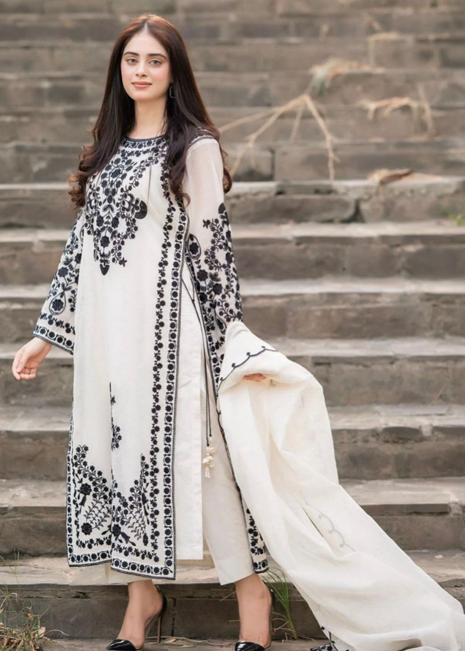 Kala Jora Mehrosh Women 3pcs