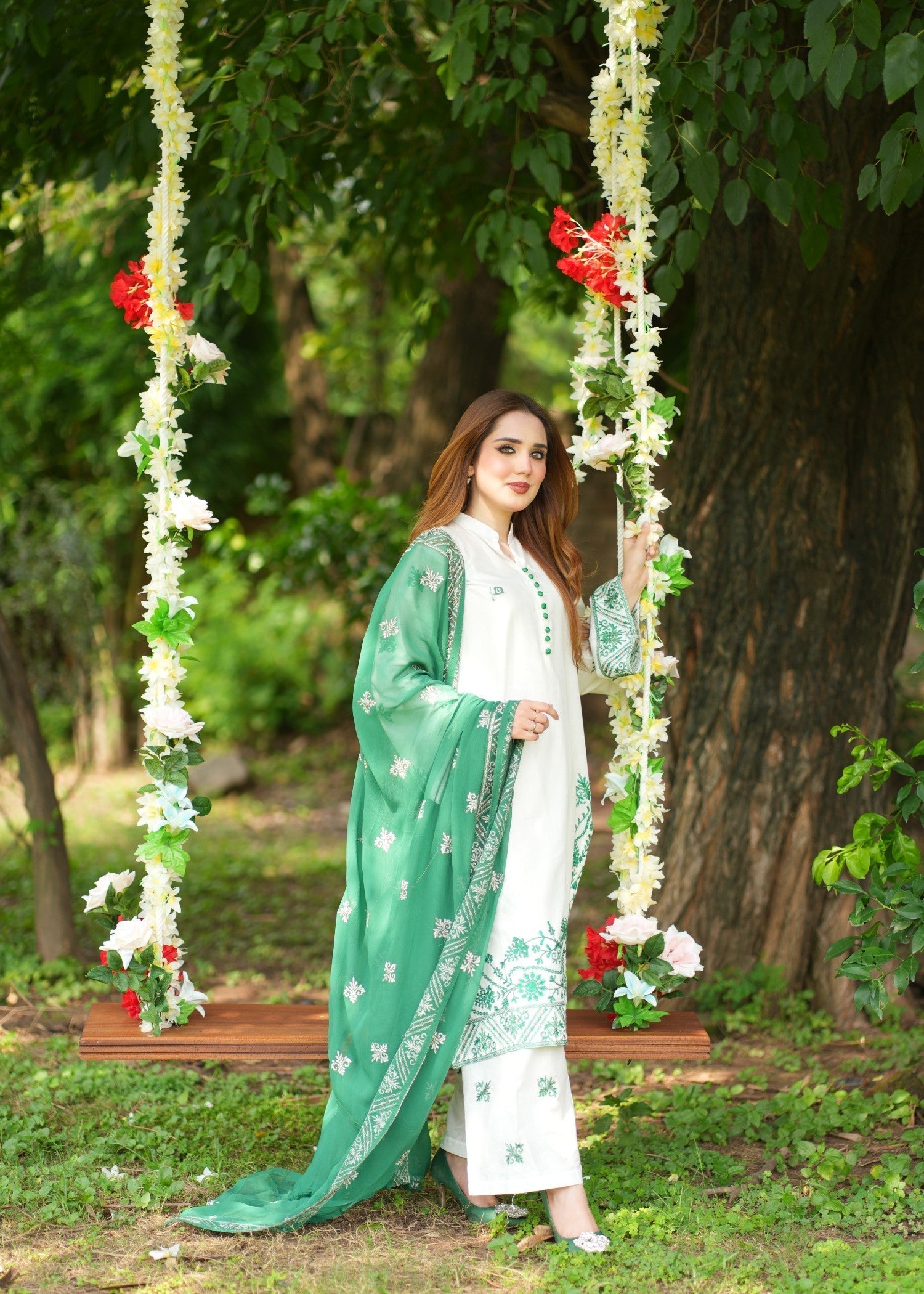 Aster Azaadi Ethnic Lawn Dress Women 3pcs