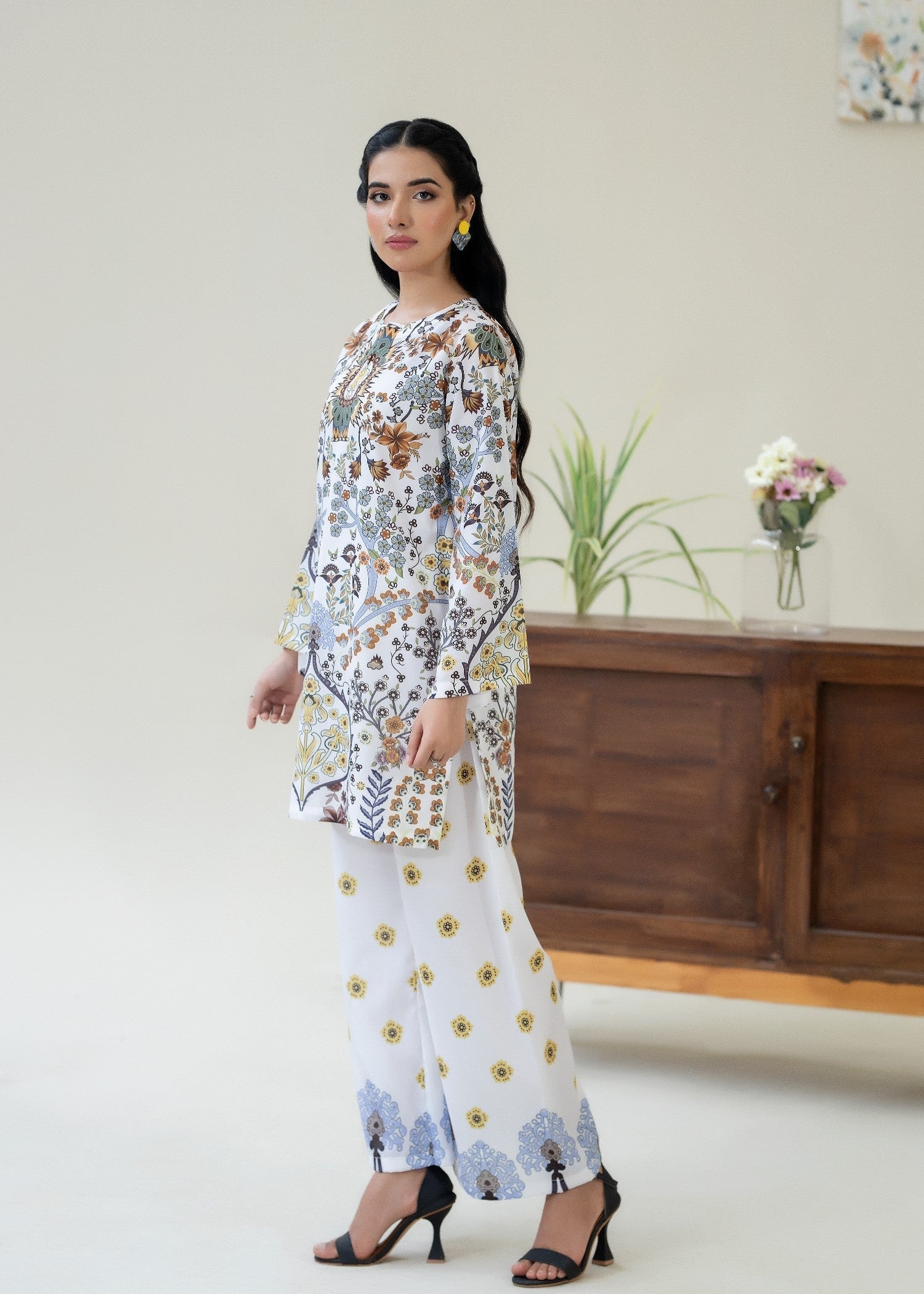 WearCuckoos Orlina Women 2pcs