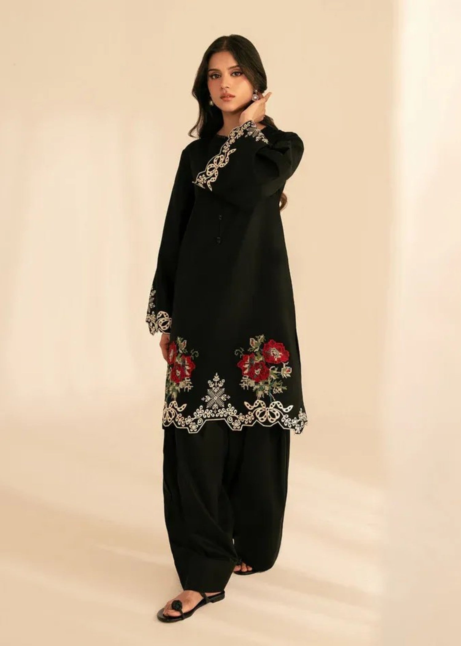 Kashqai Obzine (Farshi Shalwar) Women 2pcs