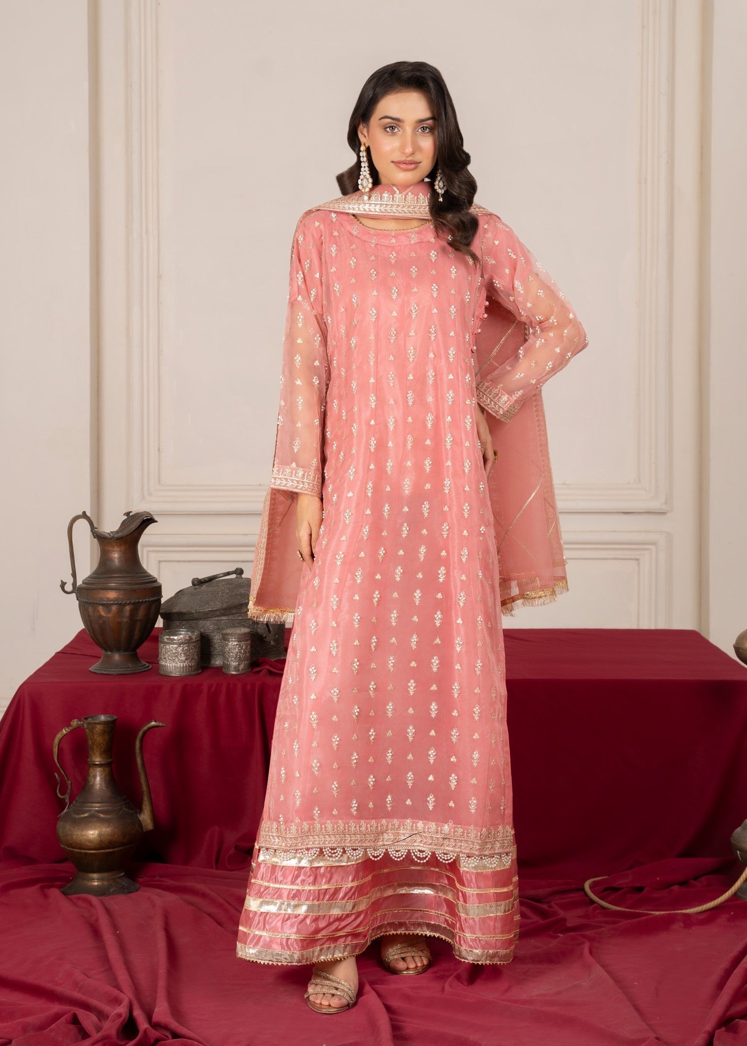 Avira Pret Zarpashay Women 4pcs