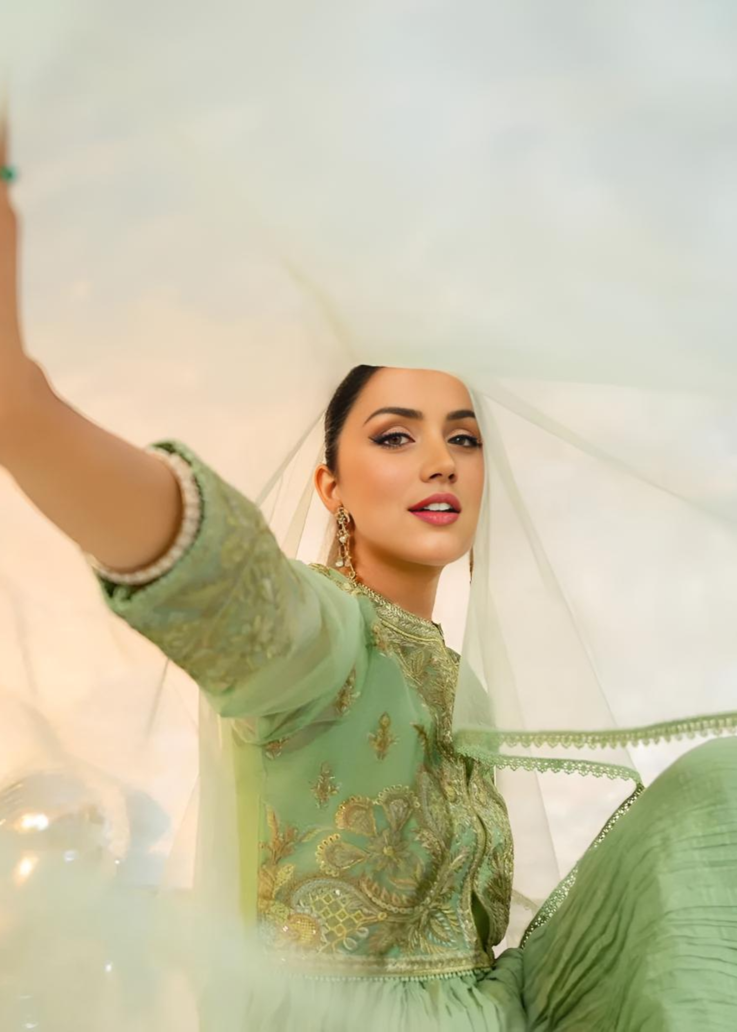 Preetpret Vanzila Women 2pcs