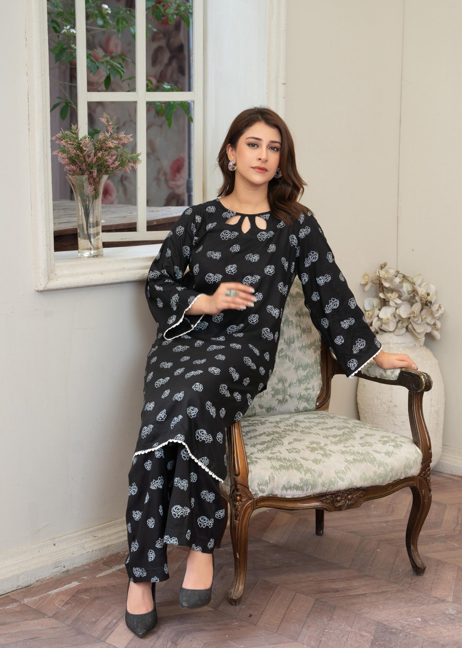 B.K Clothings Shadow Bloom Women 2pcs