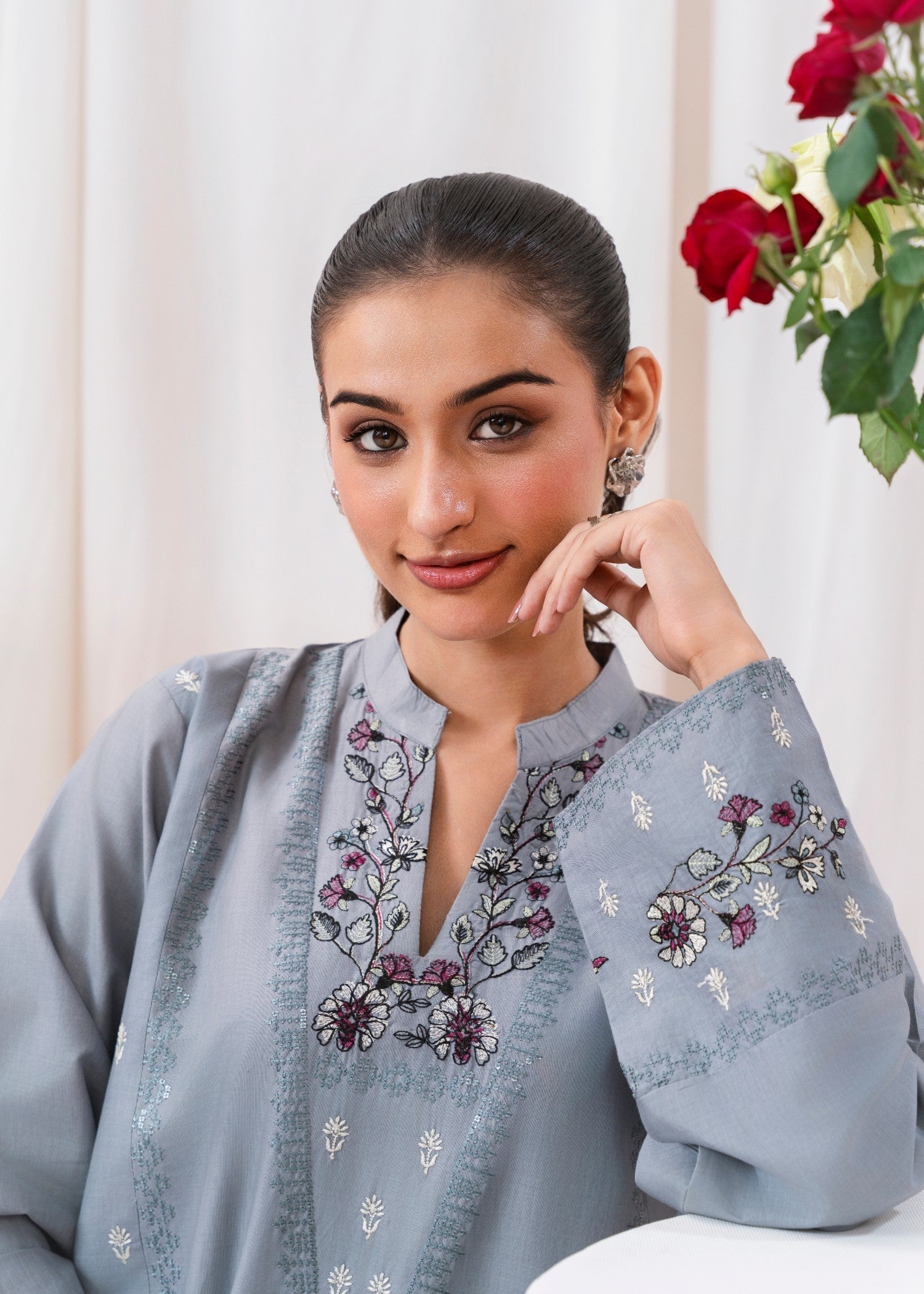 Gulle Eida Kashmiri Women 2pcs