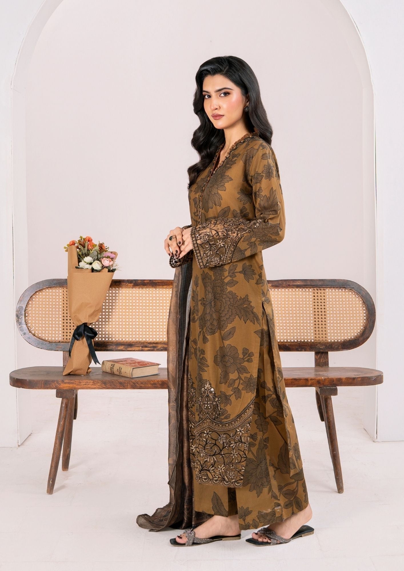 Alfatah Pret Printed Lawn with Embroidery RANAAI S25 0009 Women 3pcs