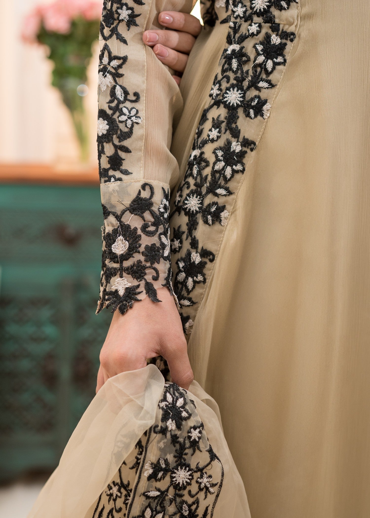 Alyssa BEIGE TAIL SUIT ALL303 Women 3pcs