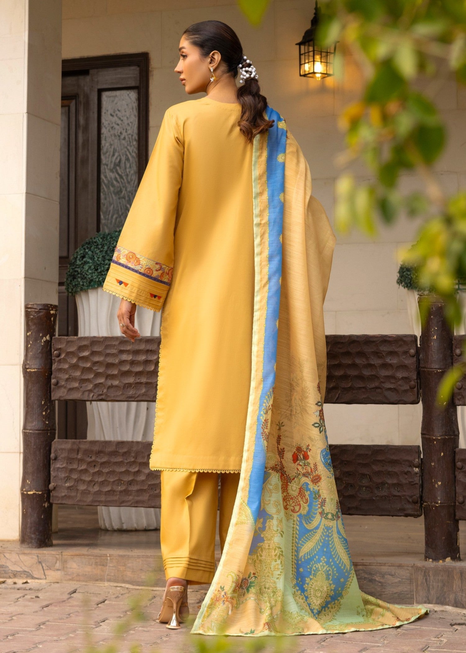 Tessa Sunehri Aura PRET Women 3pcs