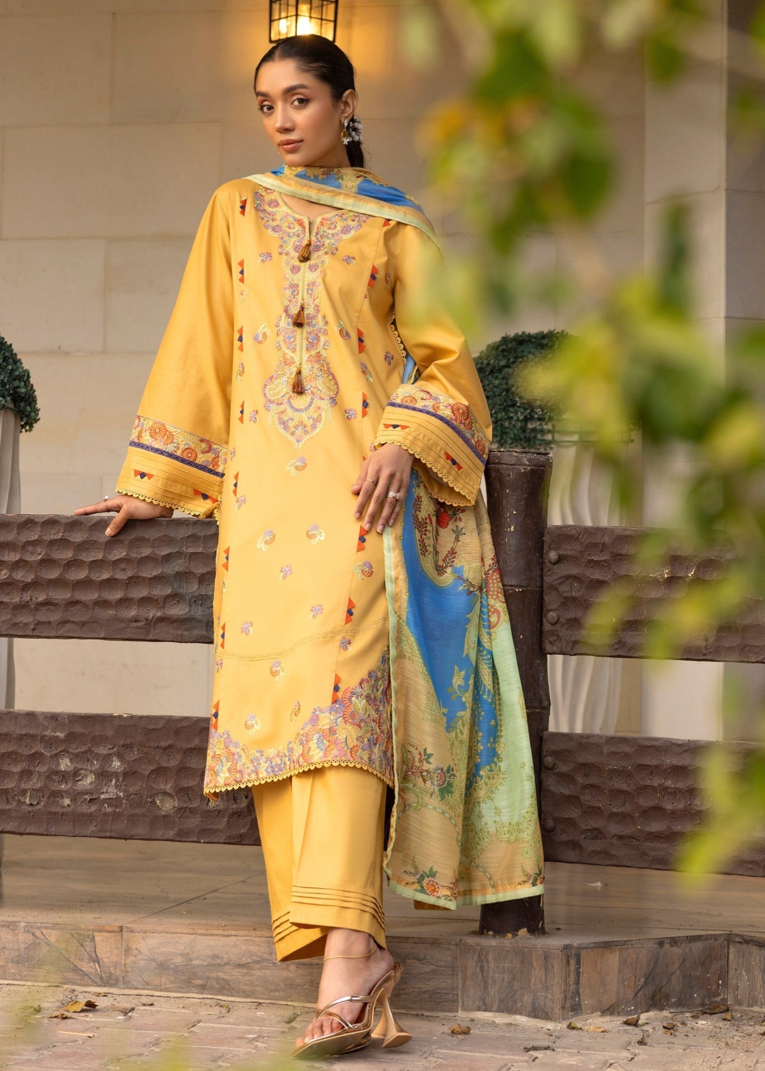 Tessa Sunehri Aura PRET Women 3pcs