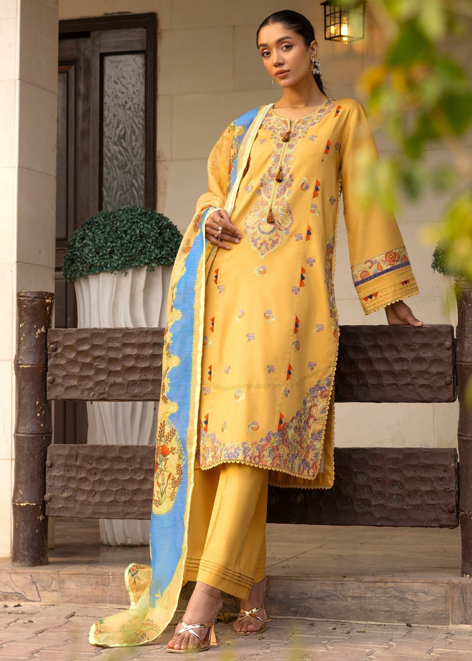 Tessa Sunehri Aura PRET Women 3pcs