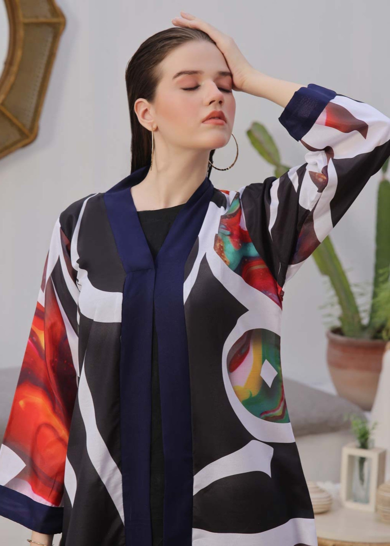 Tng (The Next Generation) Gulzaar Shrug | Black Women 1pcs