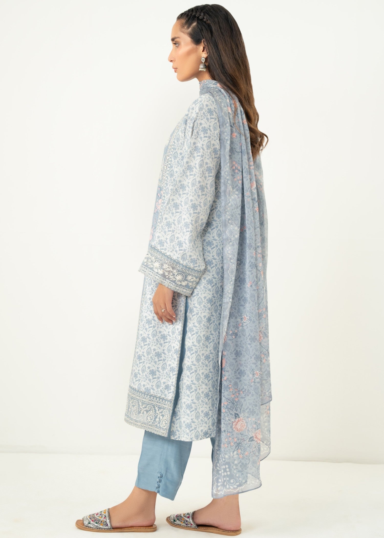 Zeen Stitched Embroidered Oak Silk Suit WZM34534 Women 3pcs