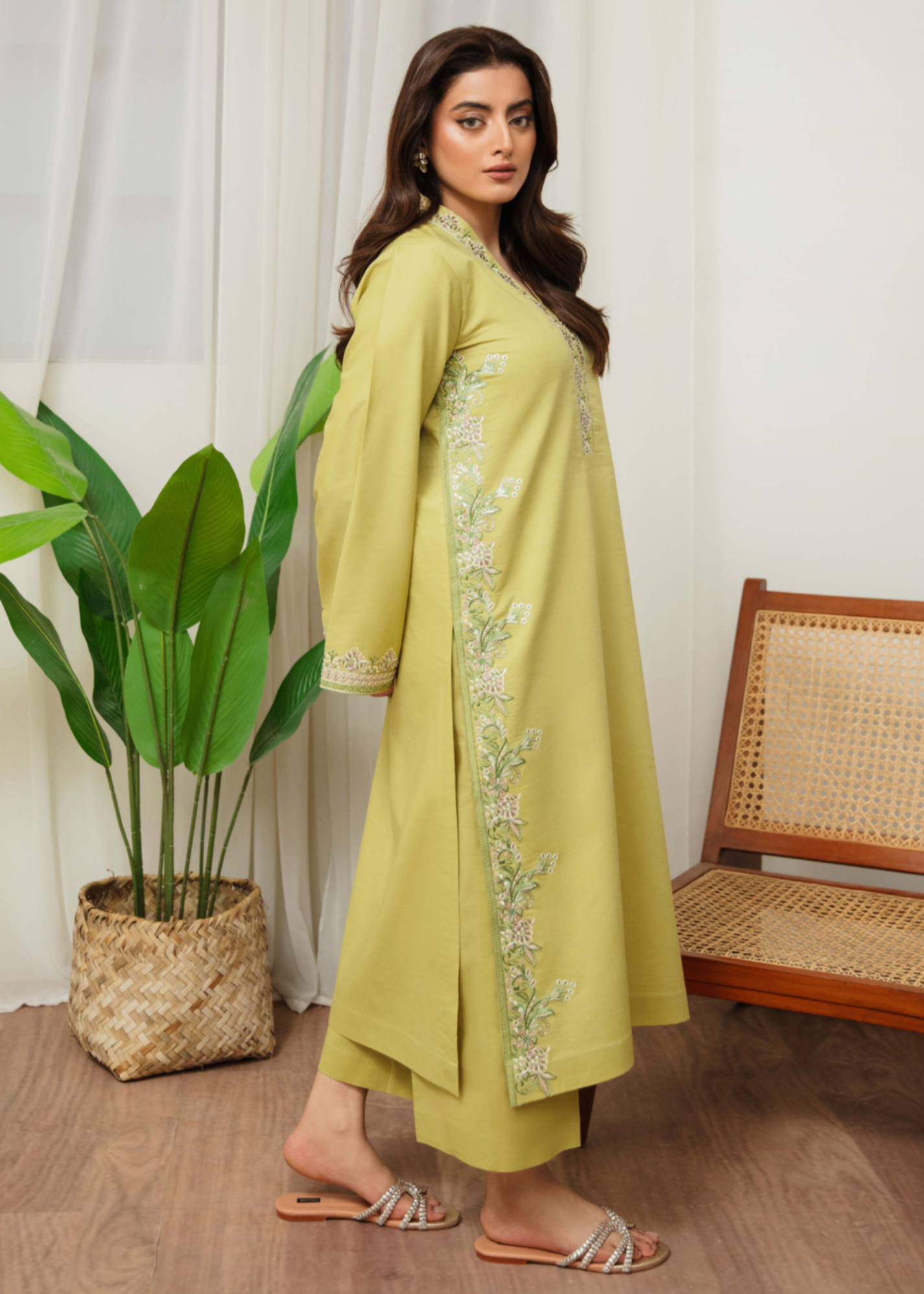 Humdum Ayra D08 Women 2pcs