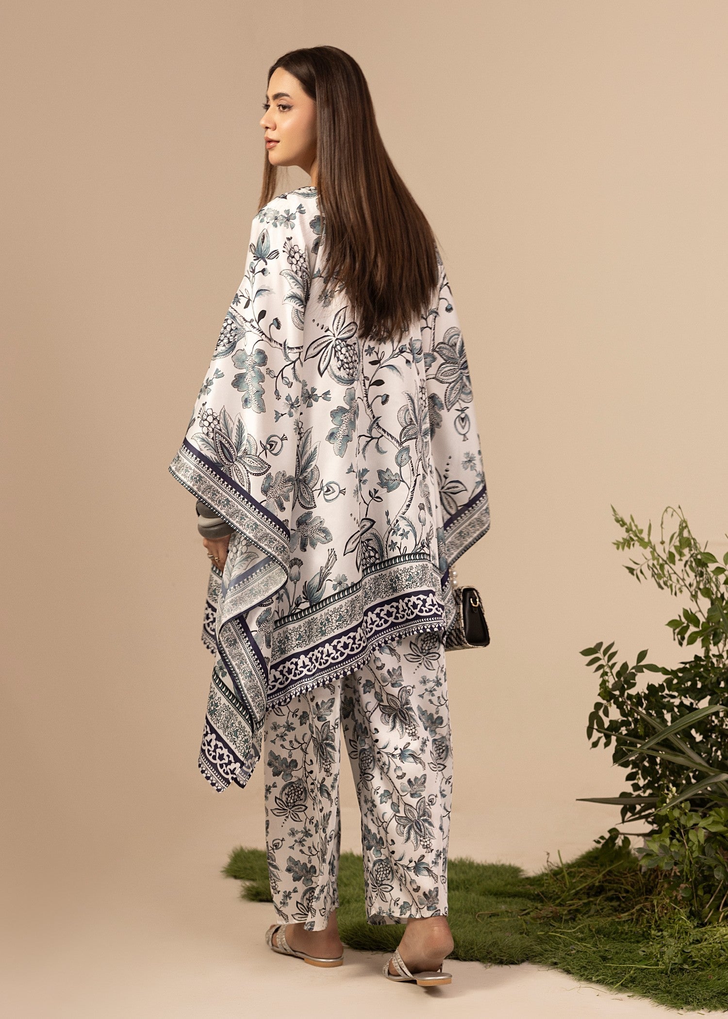 Zuri AMANI ZS 11 WHITE Women 2pcs