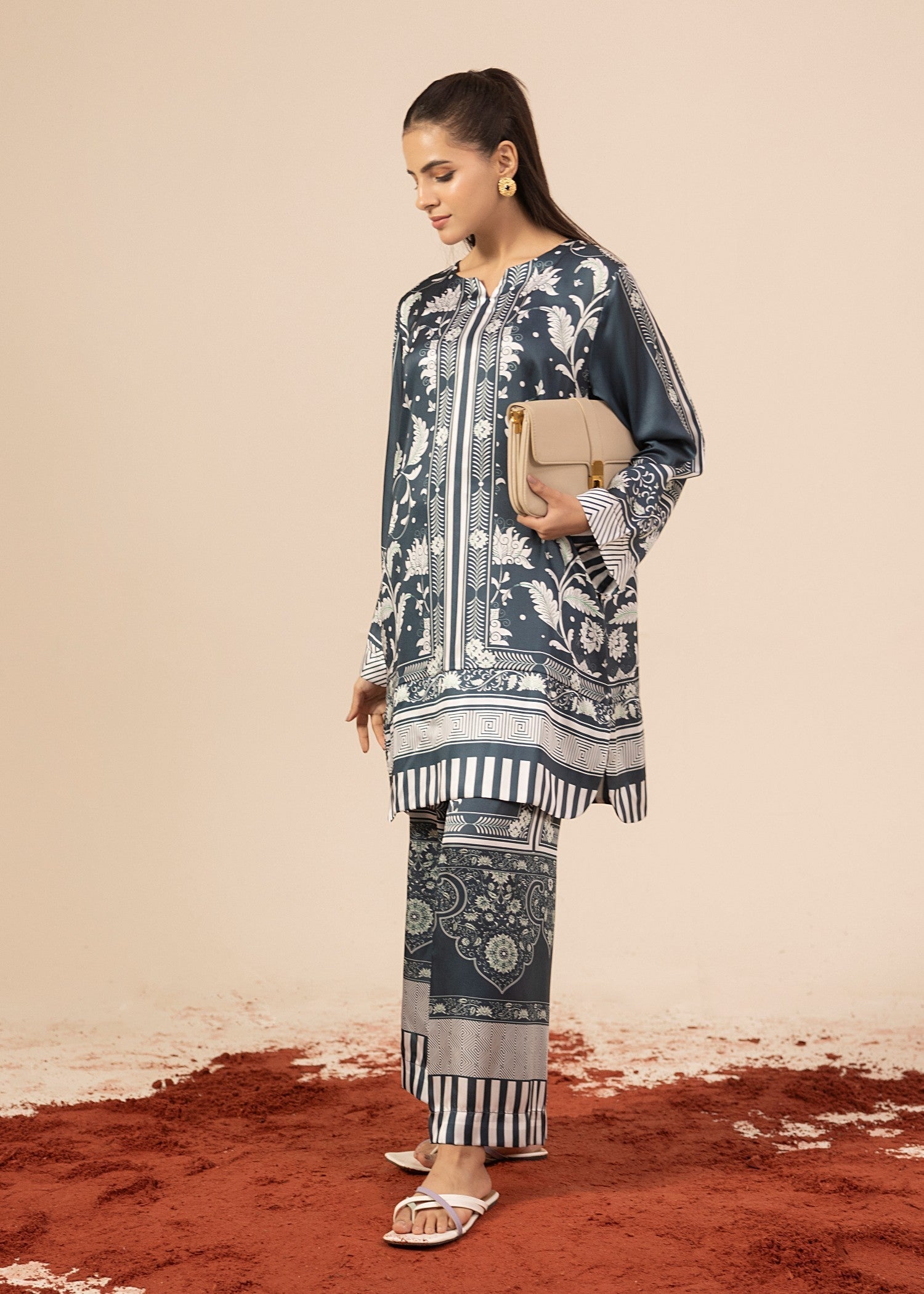 Zuri ZAHA ZS 14 GRAPHITE GREY Women 2pcs